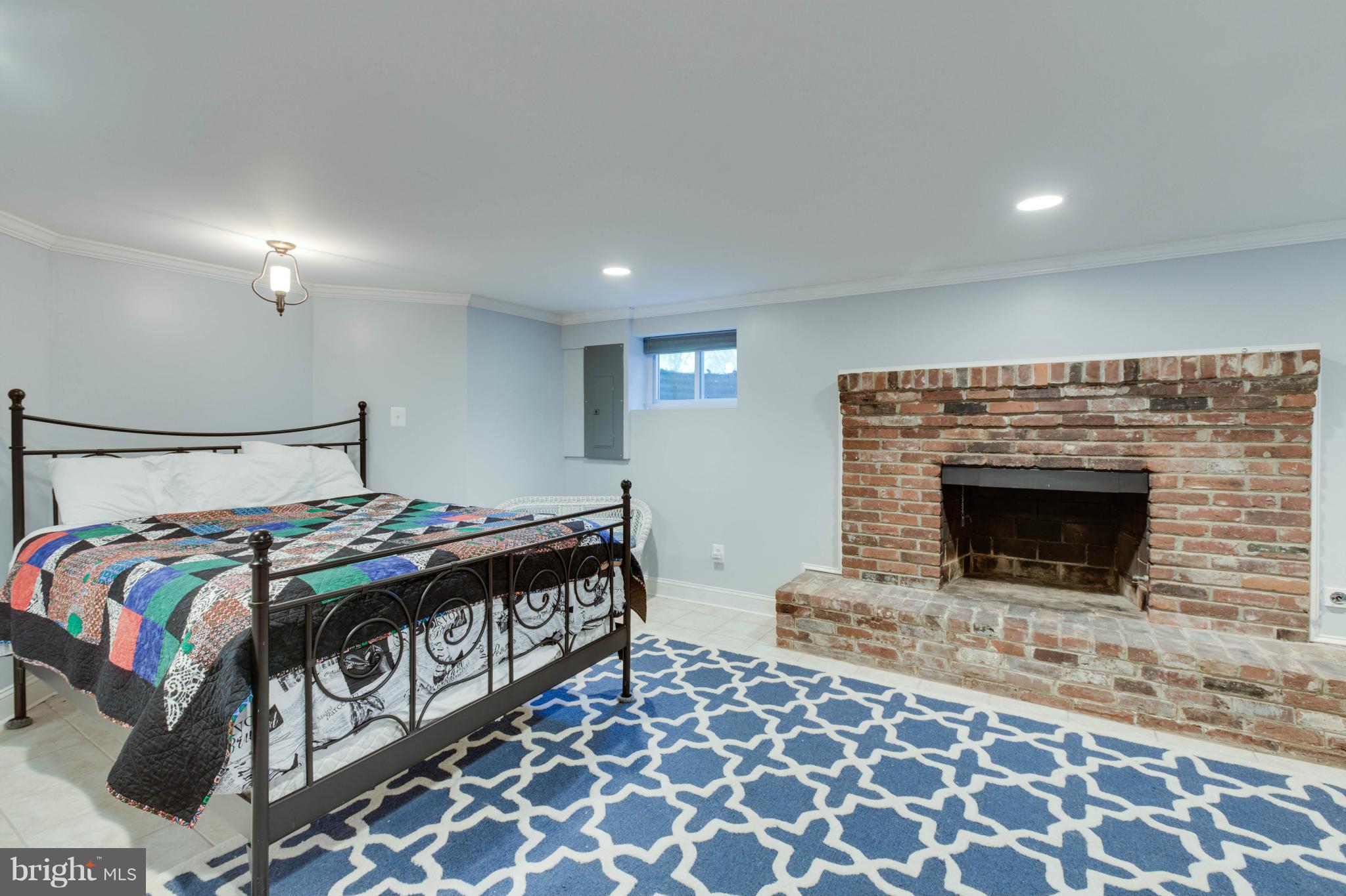 MARLAN HEIGHTS - Residential Lease