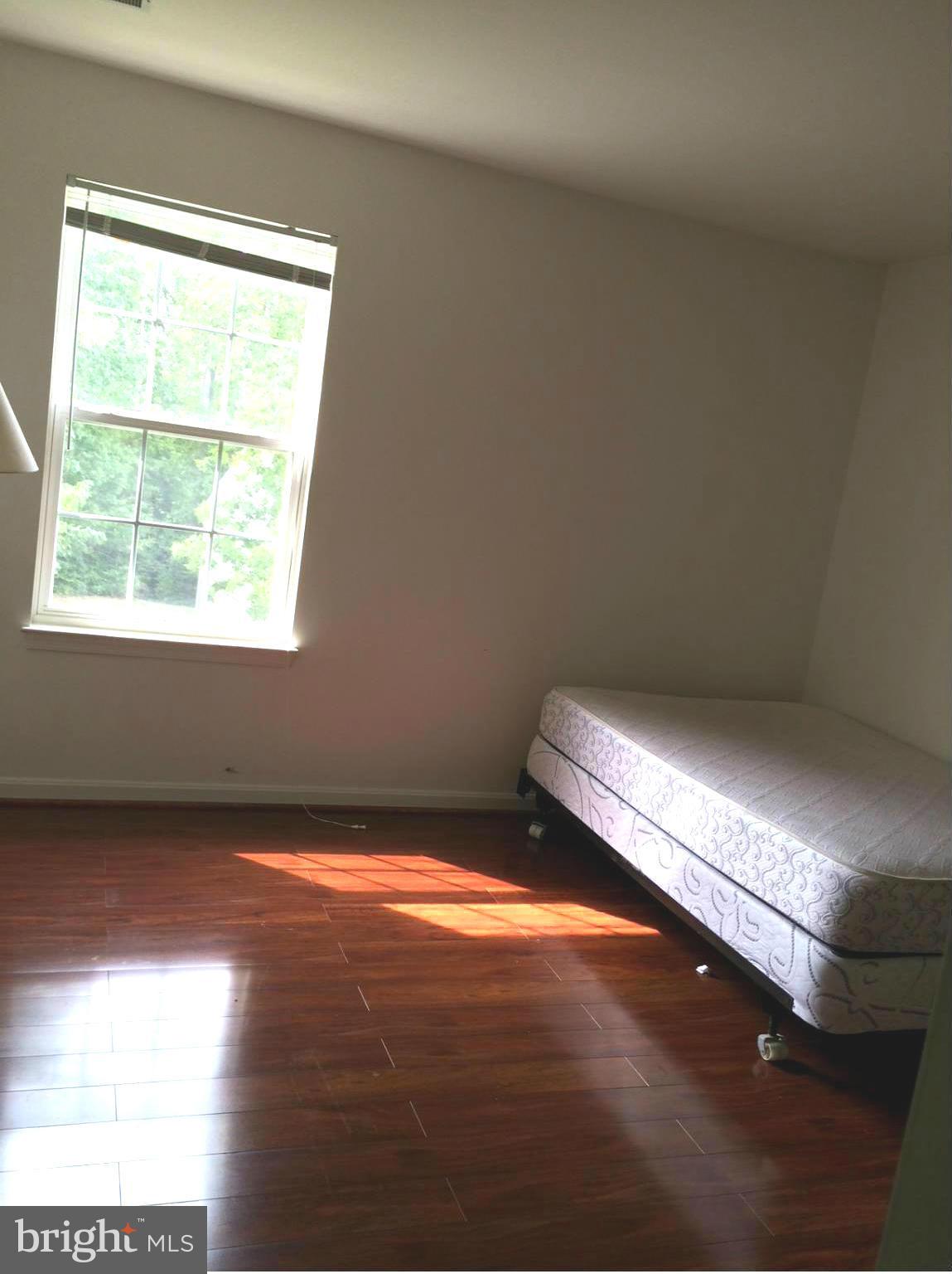 GREENBRIER - Residential Lease