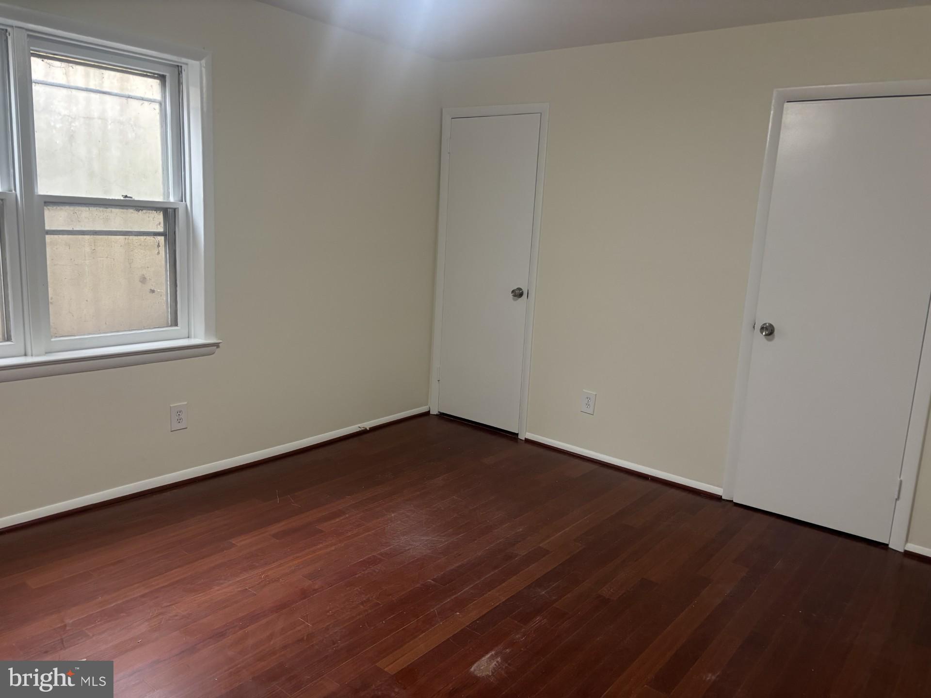 HUNTSMAN CONDO - Residential