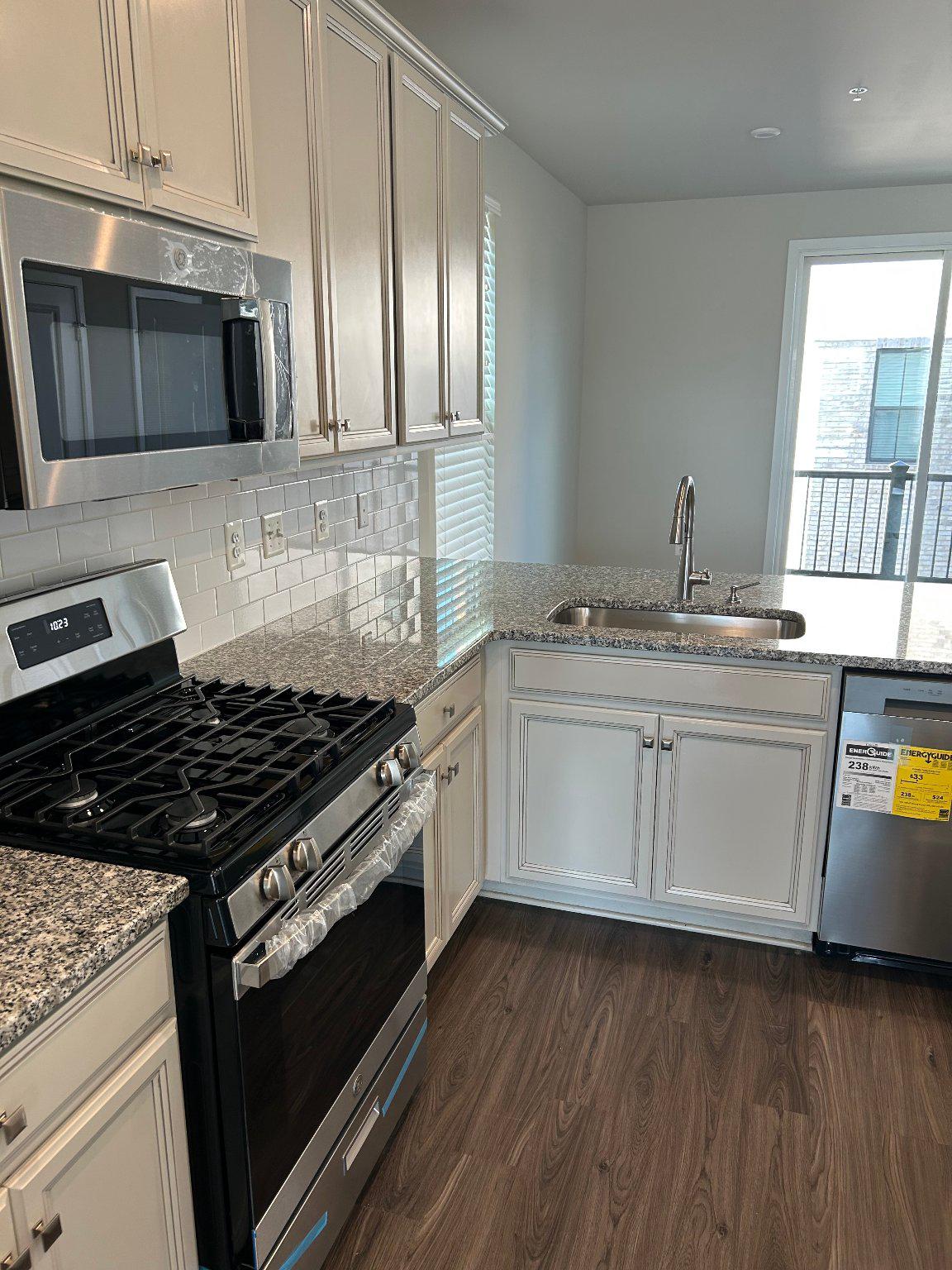 VILLAGE OF TOWNE SQUARE - Residential