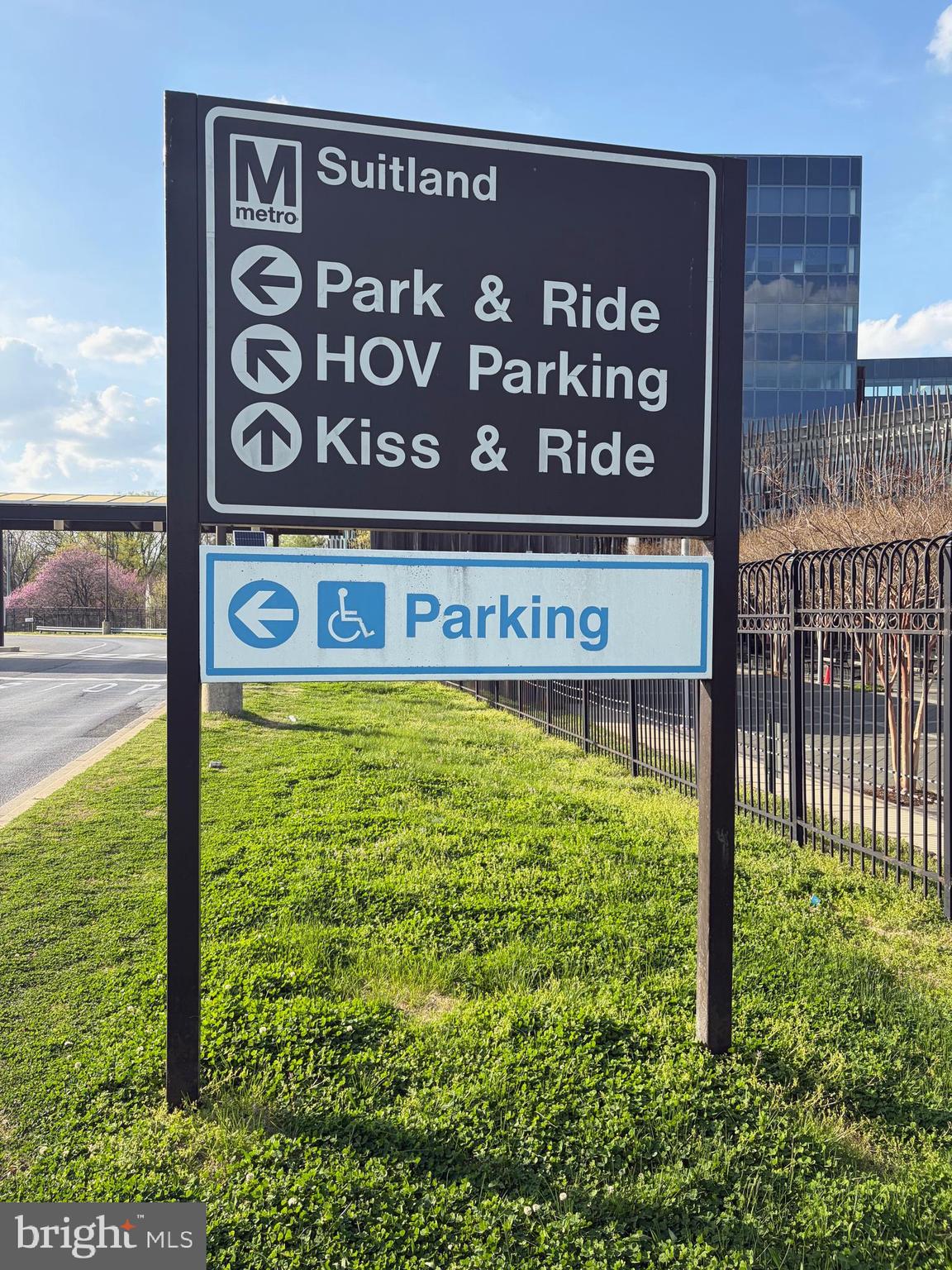 VILLAGE OF TOWNE SQUARE - Residential