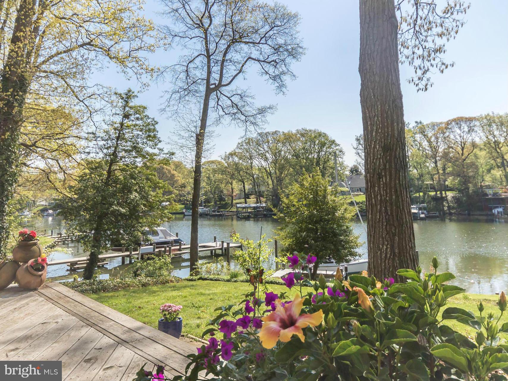 HIDDEN POINT - Residential