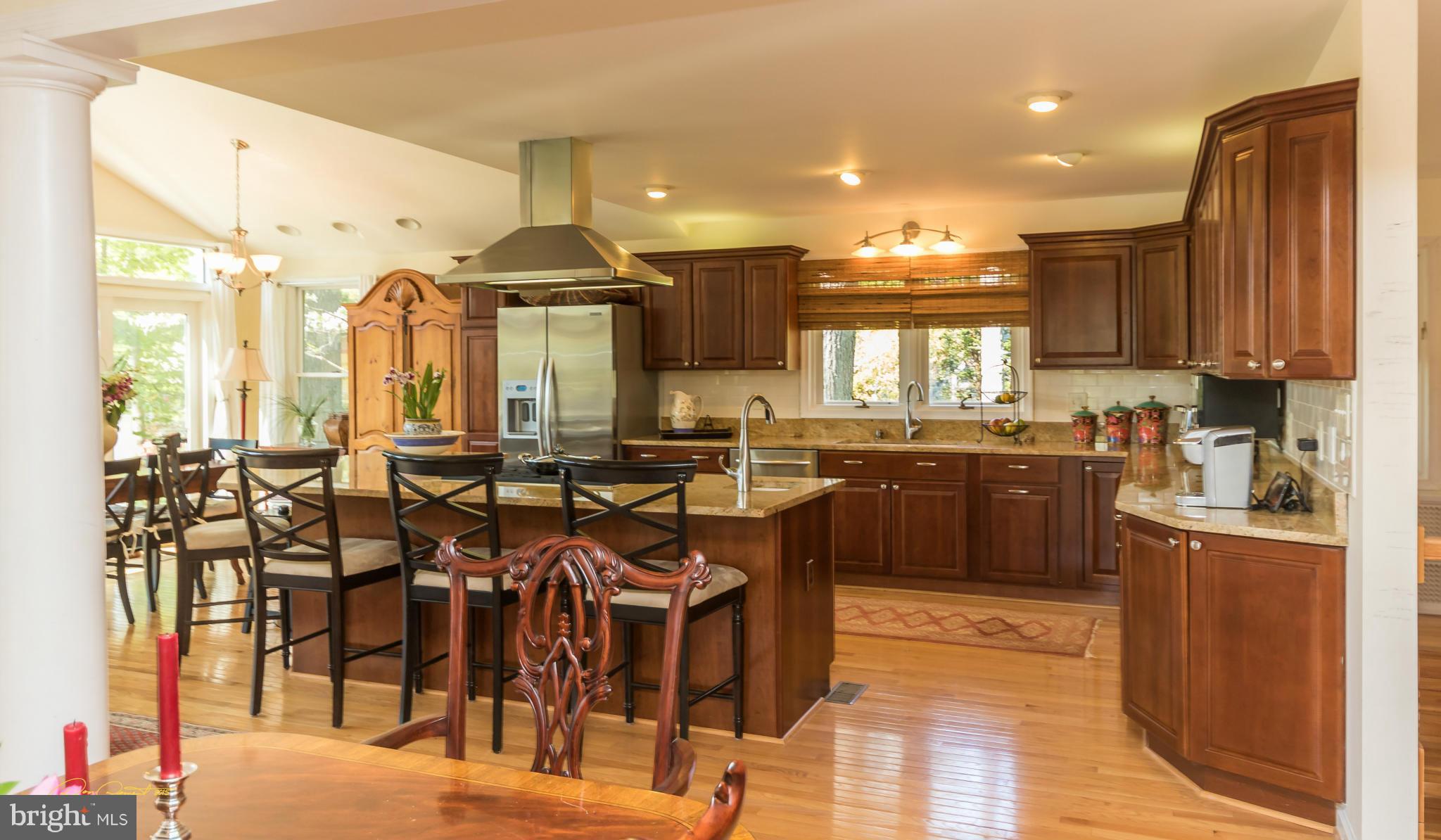 HIDDEN POINT - Residential