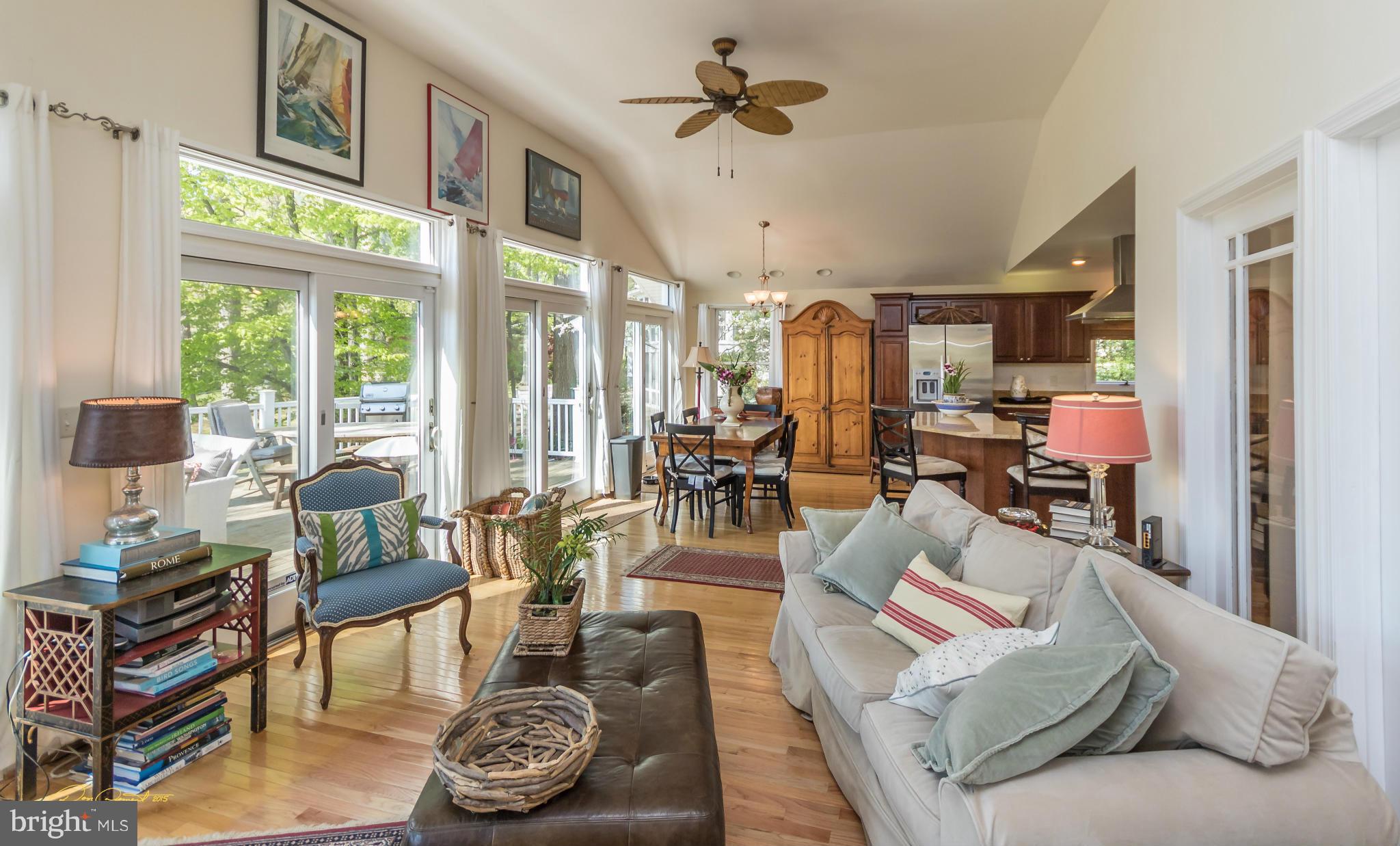 HIDDEN POINT - Residential