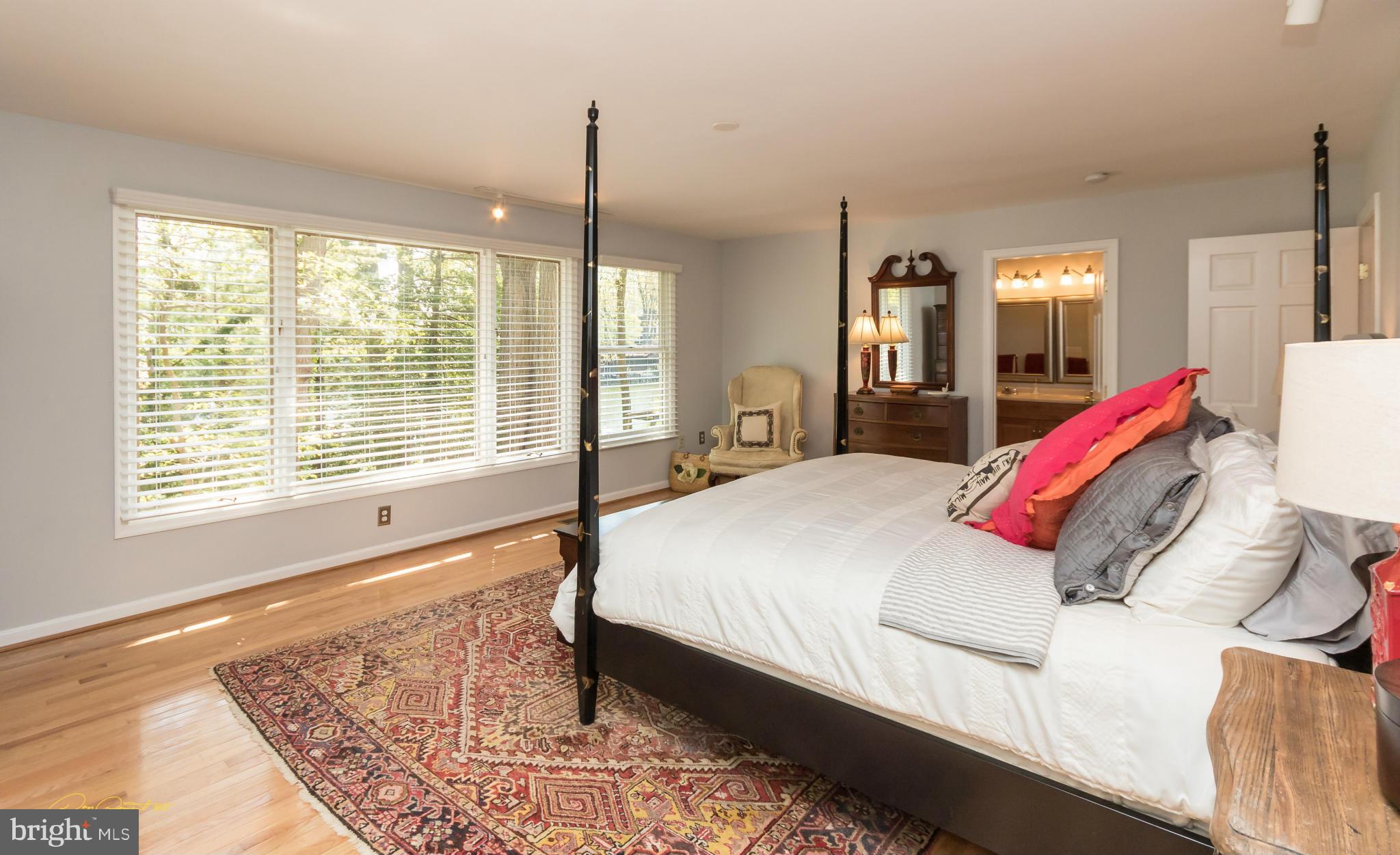 HIDDEN POINT - Residential