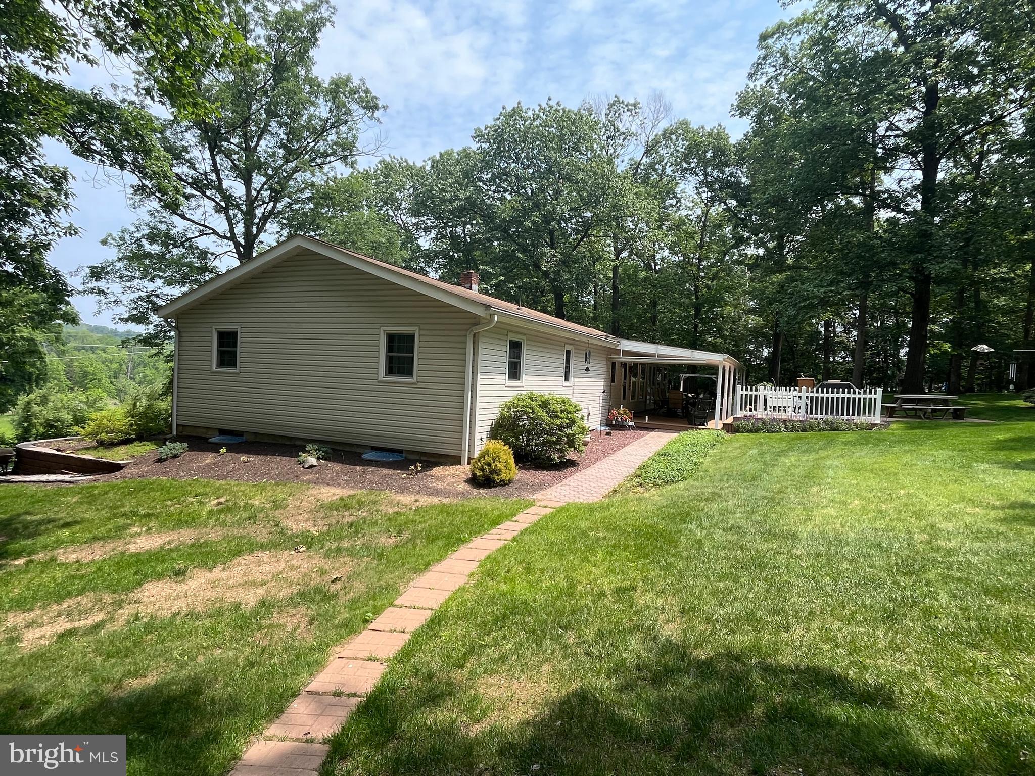 43 LINCOLN SCHOOL ROAD