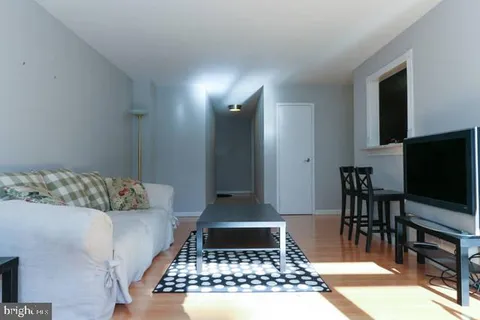MLS: DCDC2255874