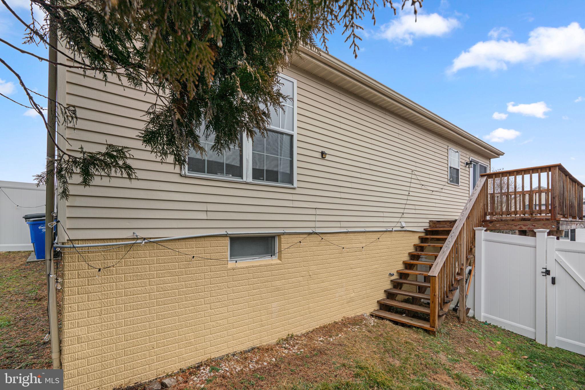 NOTTINGHAM VILLAGE - Residential