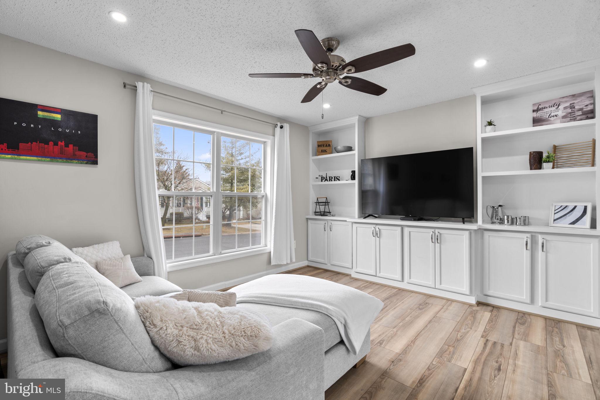 6432 WOODLAND FOREST DRIVE