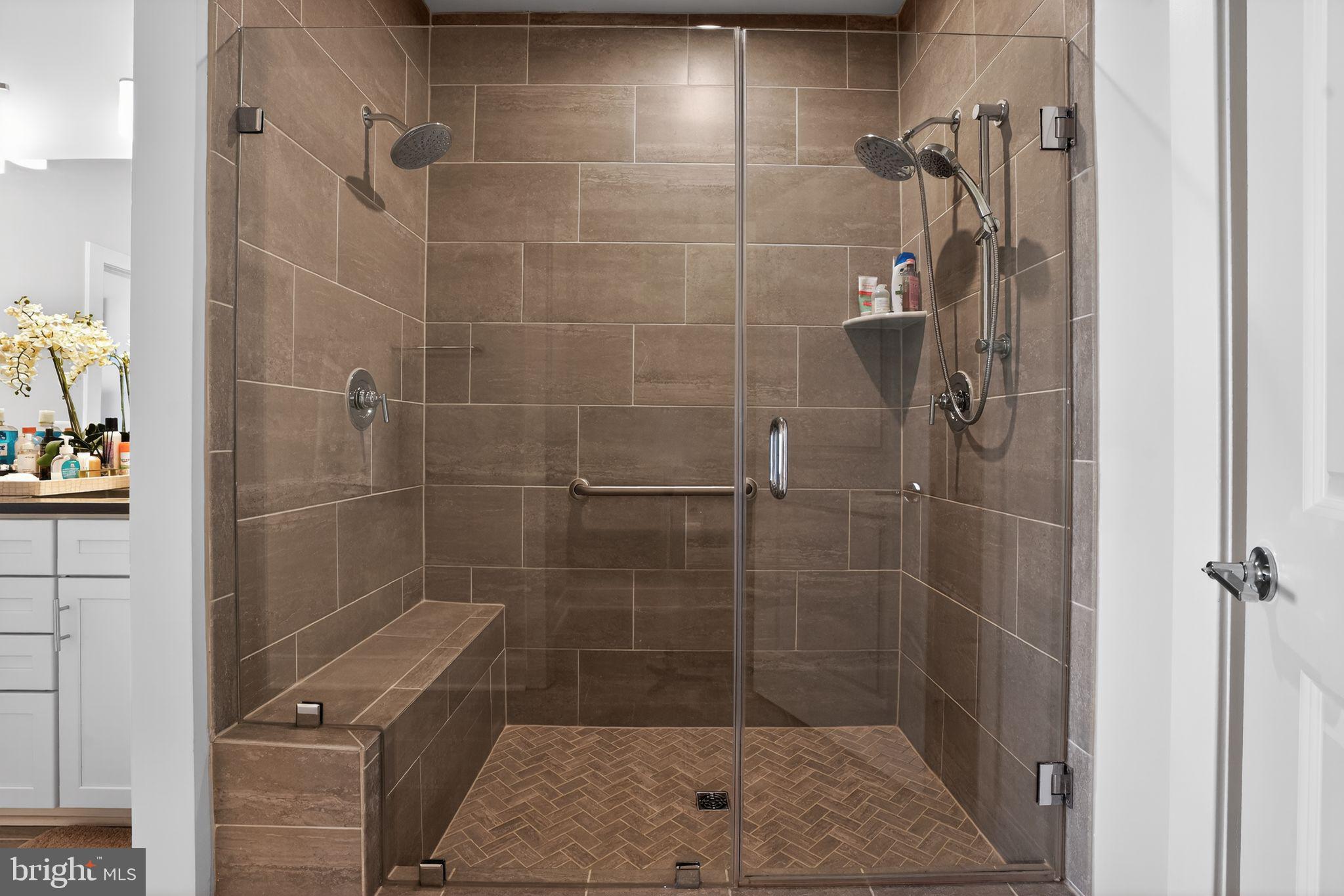 THE FLATS AT NATIONAL HARBOR - Residential