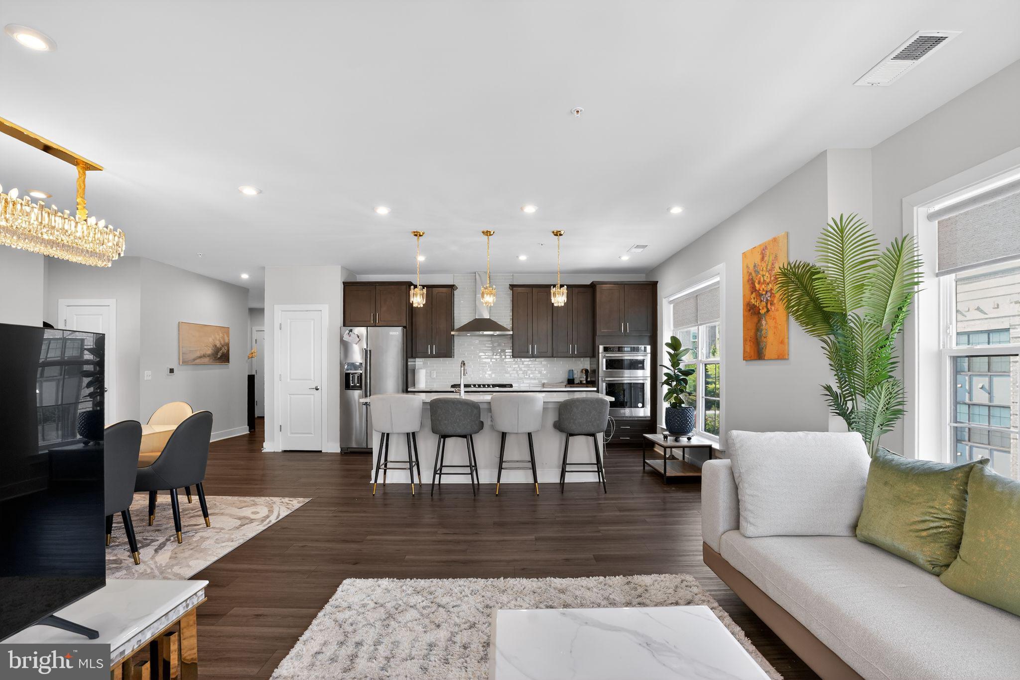 THE FLATS AT NATIONAL HARBOR - Residential