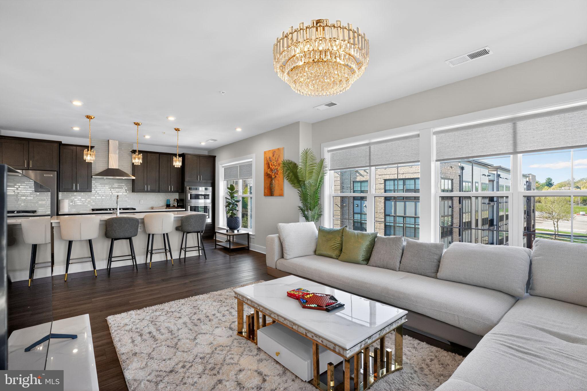 102 SAINT IVES PLACE