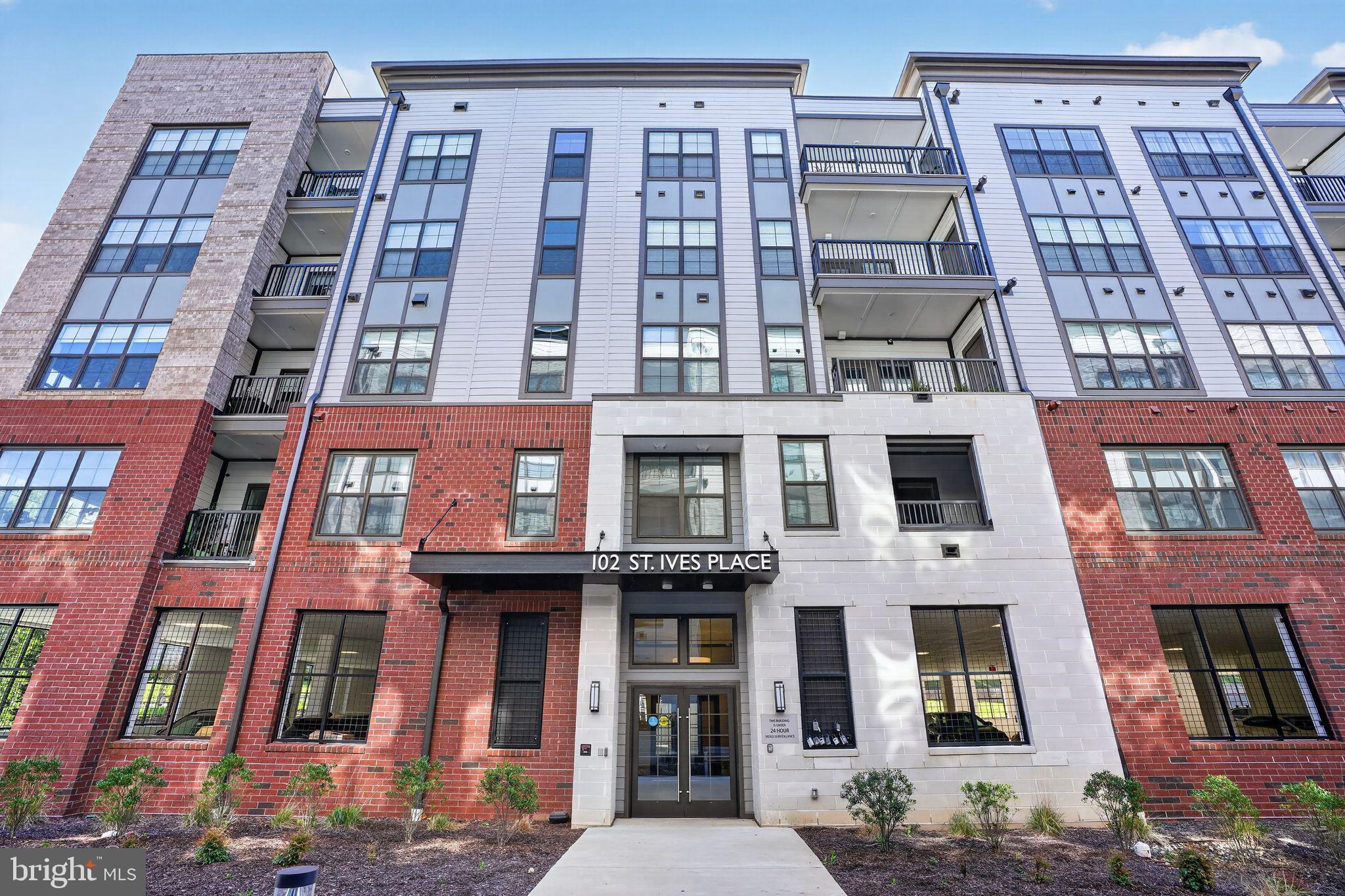 102 SAINT IVES PLACE