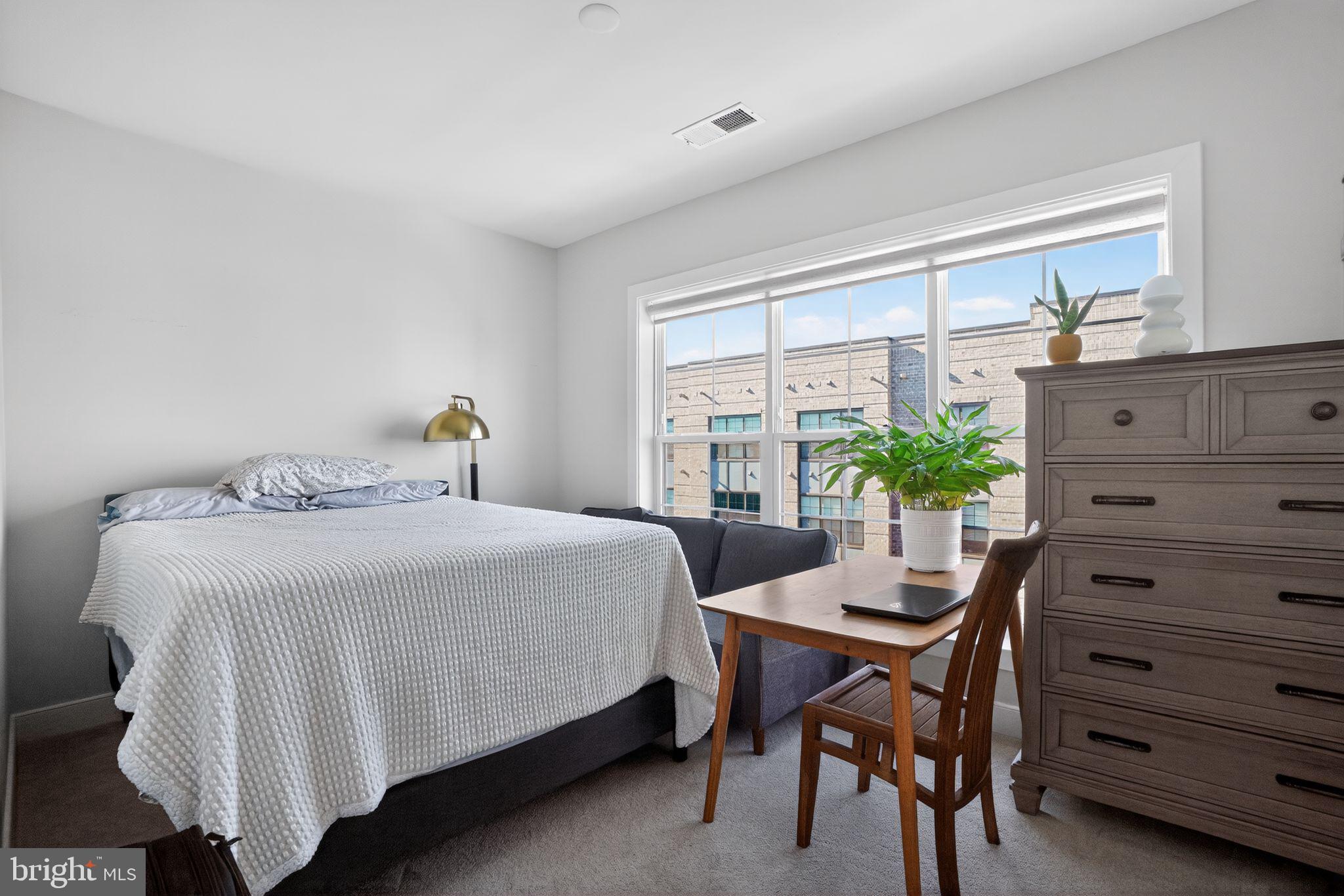 THE FLATS AT NATIONAL HARBOR - Residential