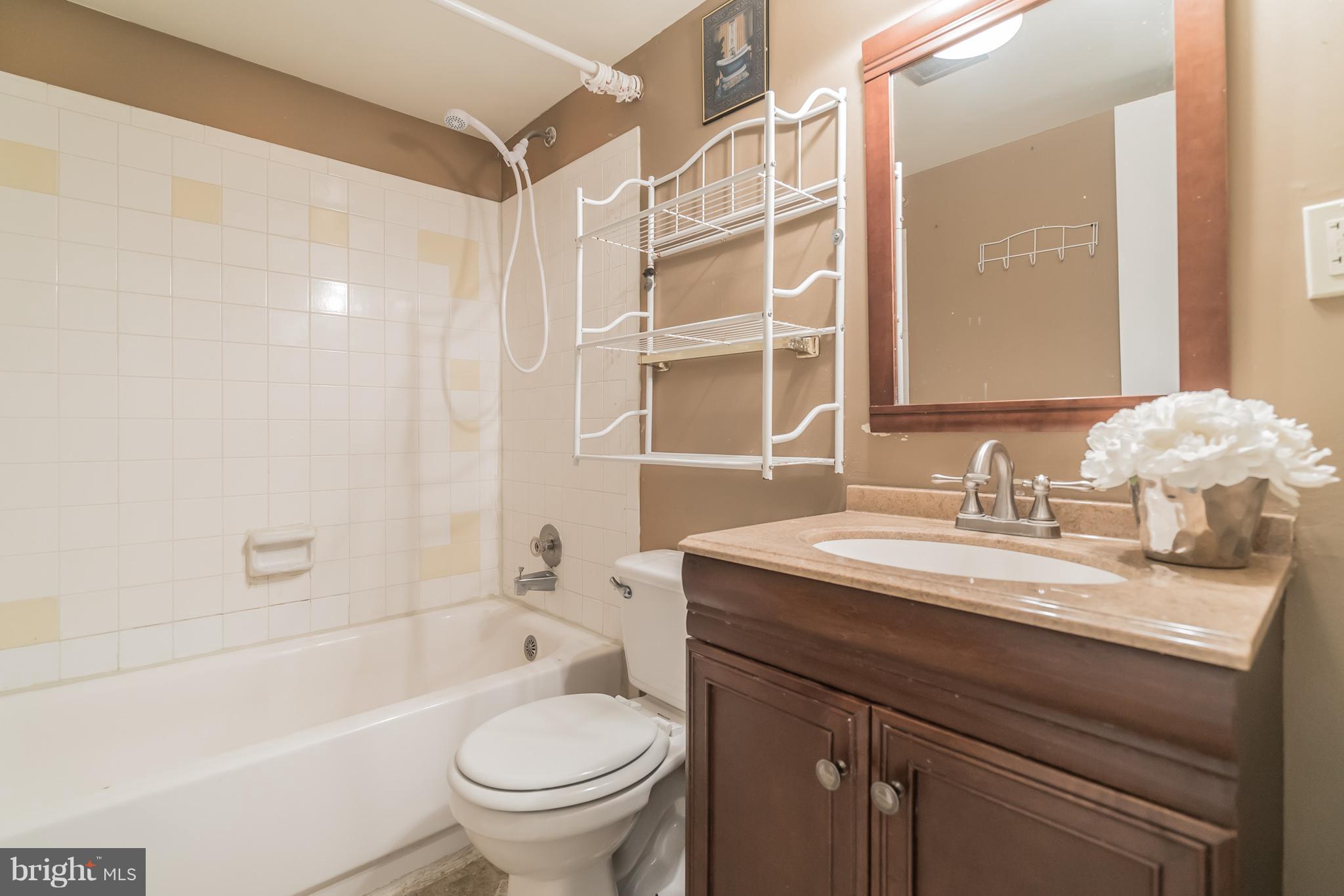 DALE CITY - Residential