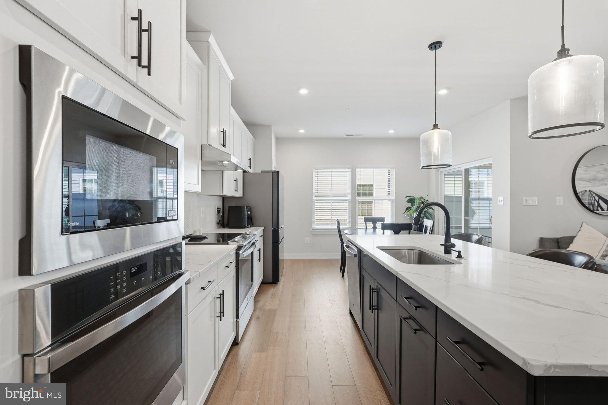 PERRY'S RETREAT - Residential