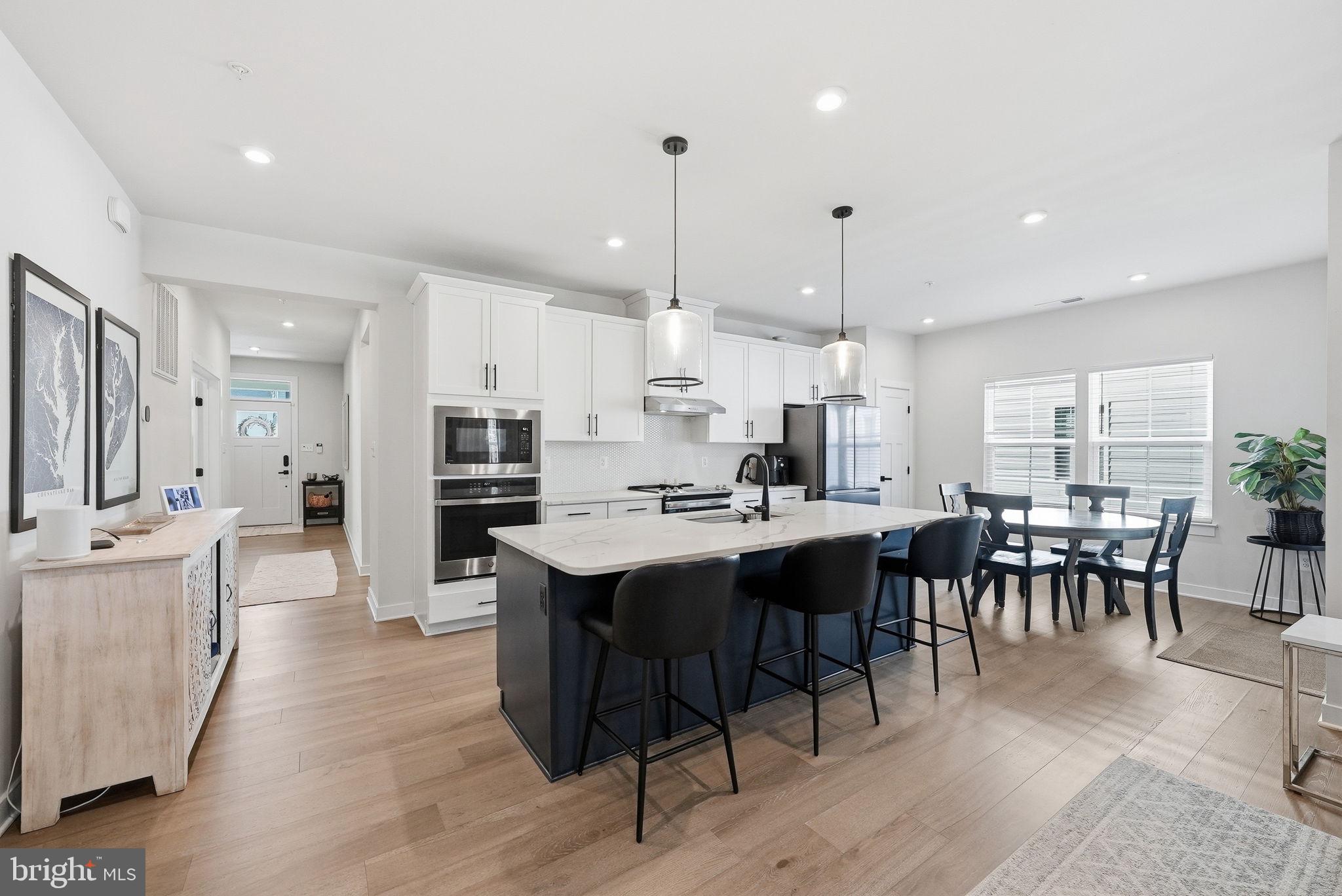 PERRY'S RETREAT - Residential