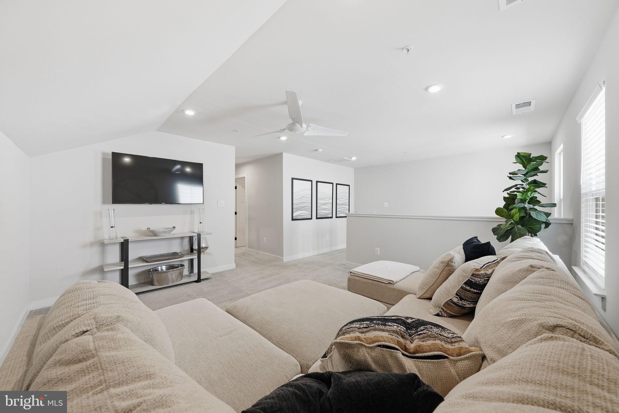 PERRY'S RETREAT - Residential