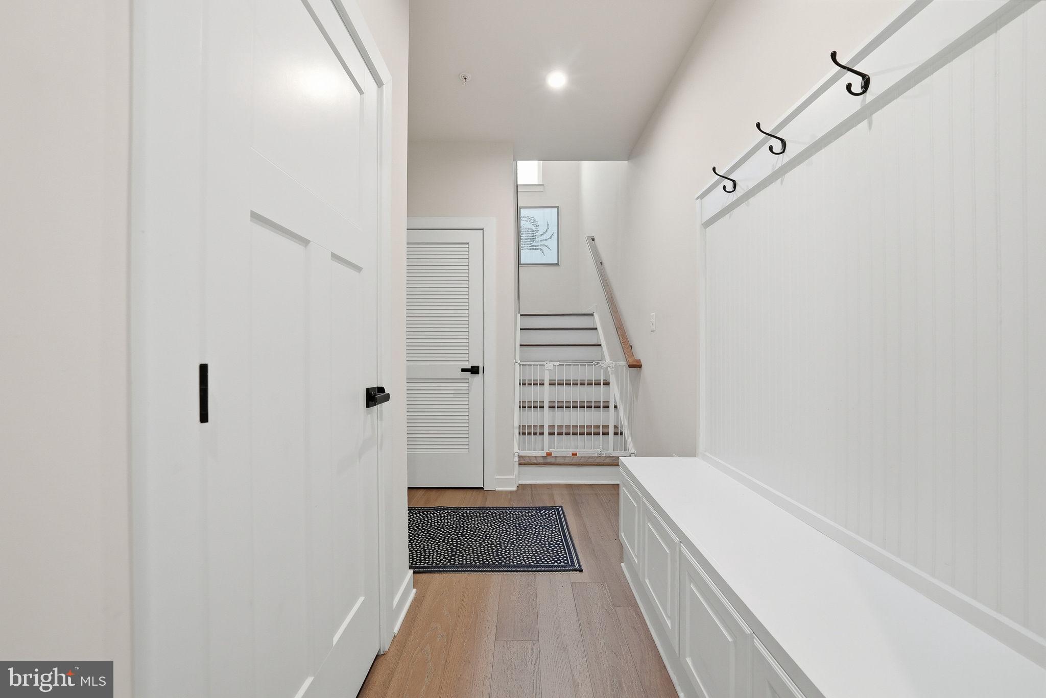 PERRY'S RETREAT - Residential