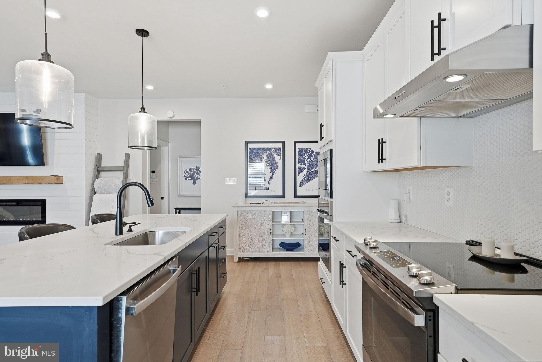 PERRY'S RETREAT - Residential