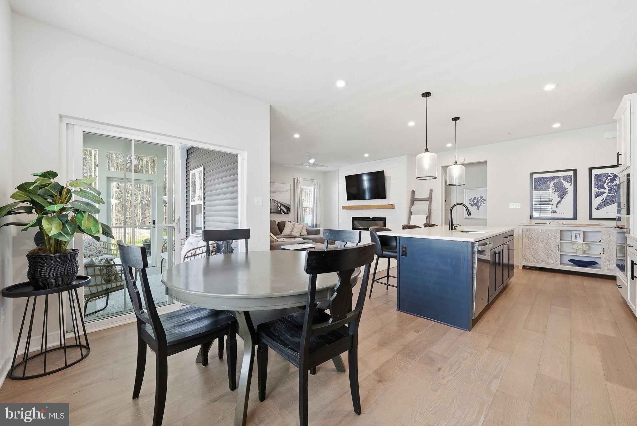 PERRY'S RETREAT - Residential