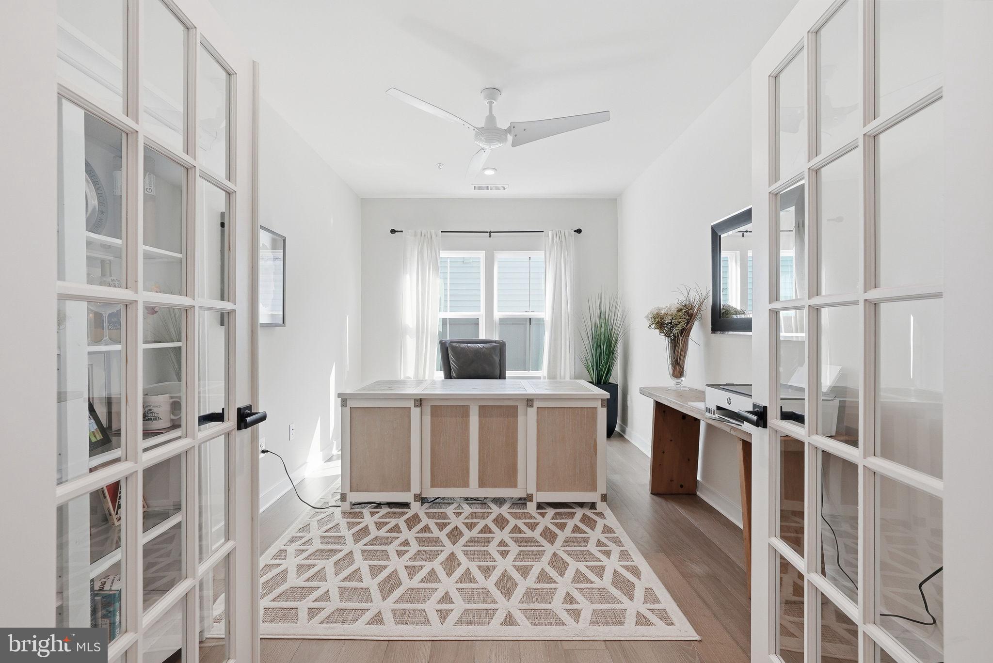 PERRY'S RETREAT - Residential