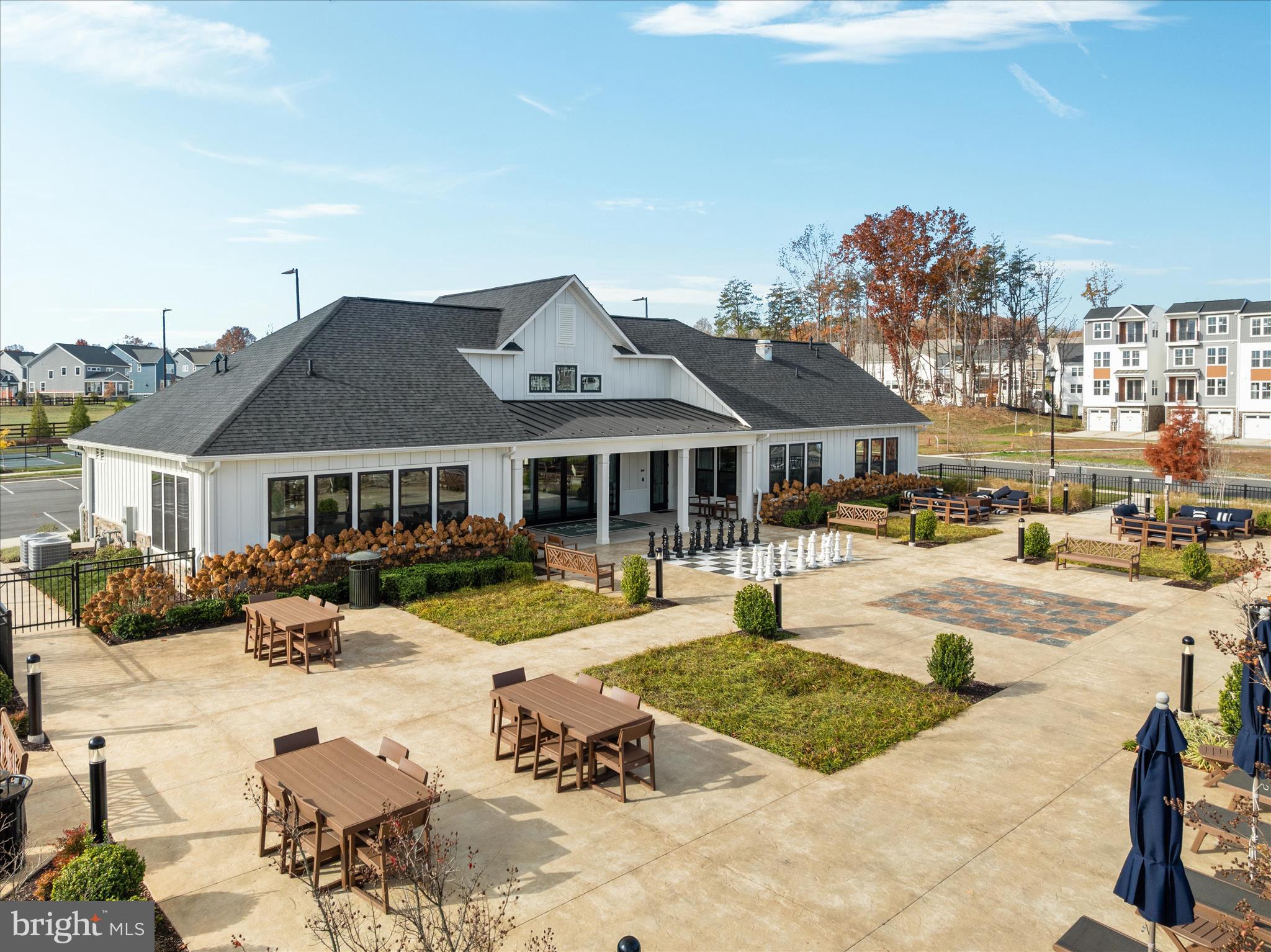 EMBREY MILL - Residential