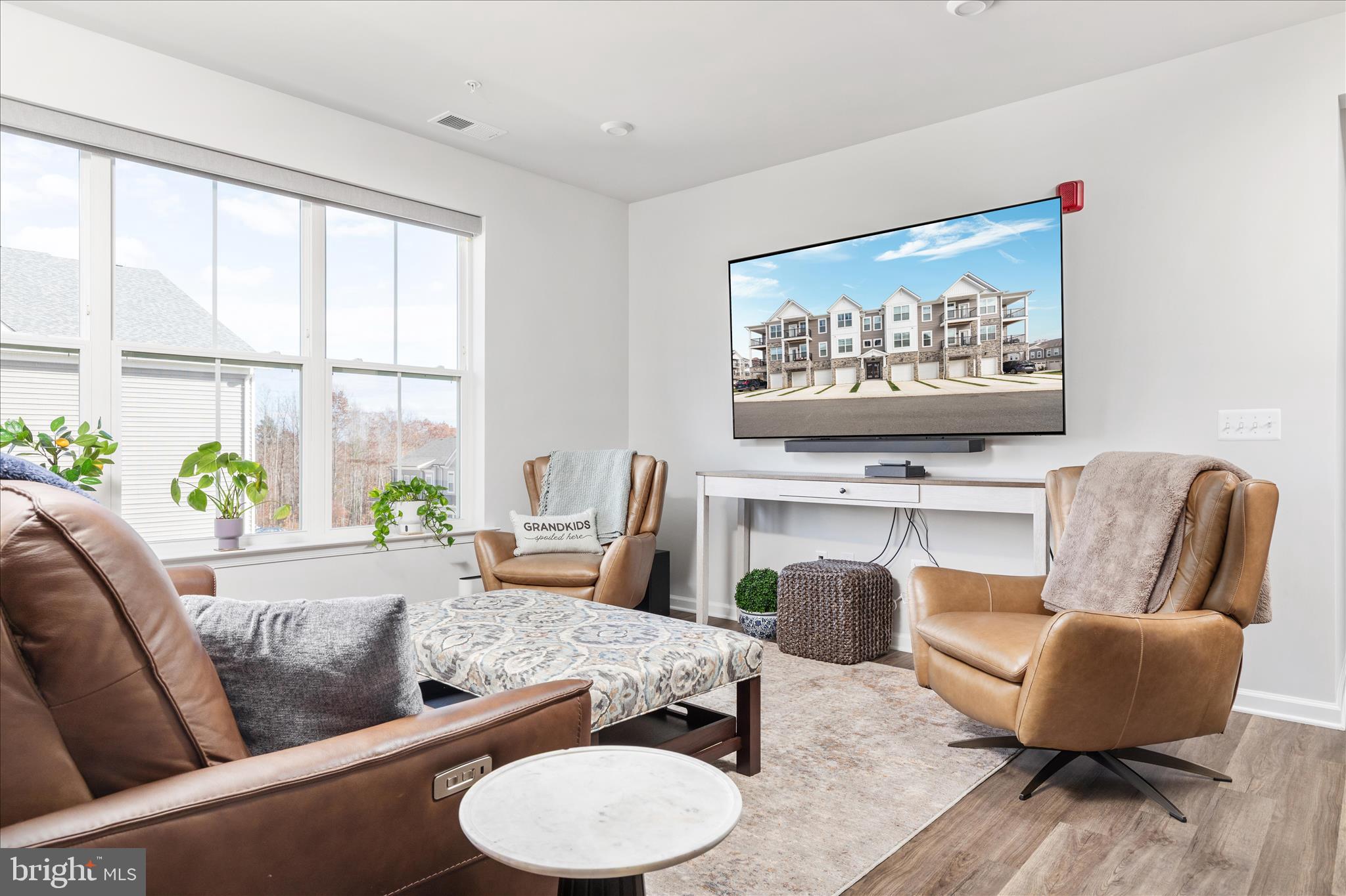 EMBREY MILL - Residential