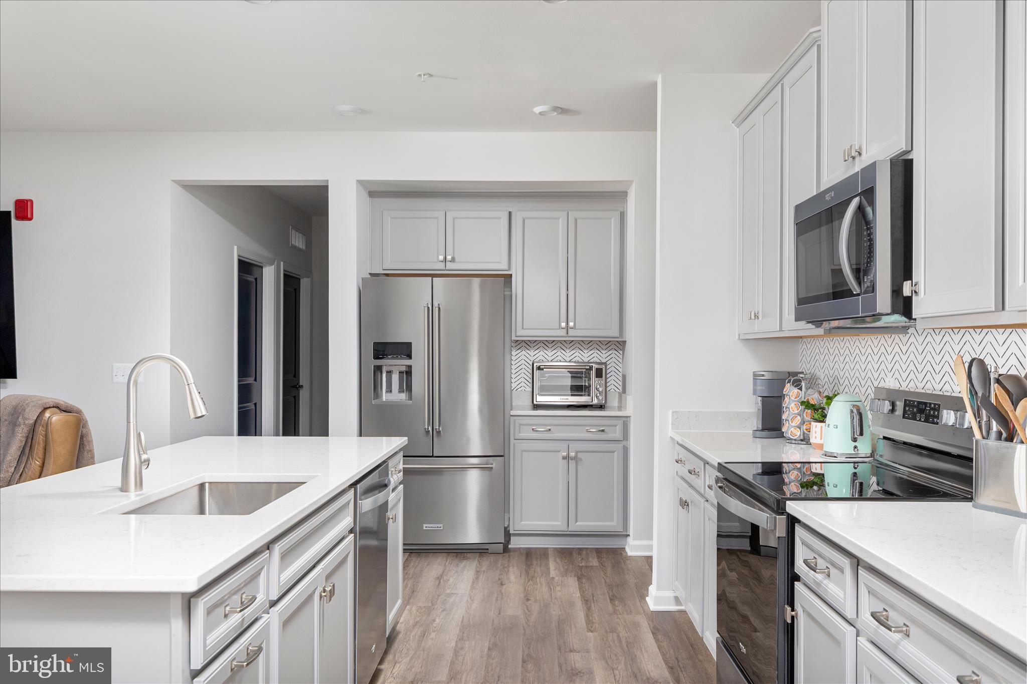 EMBREY MILL - Residential