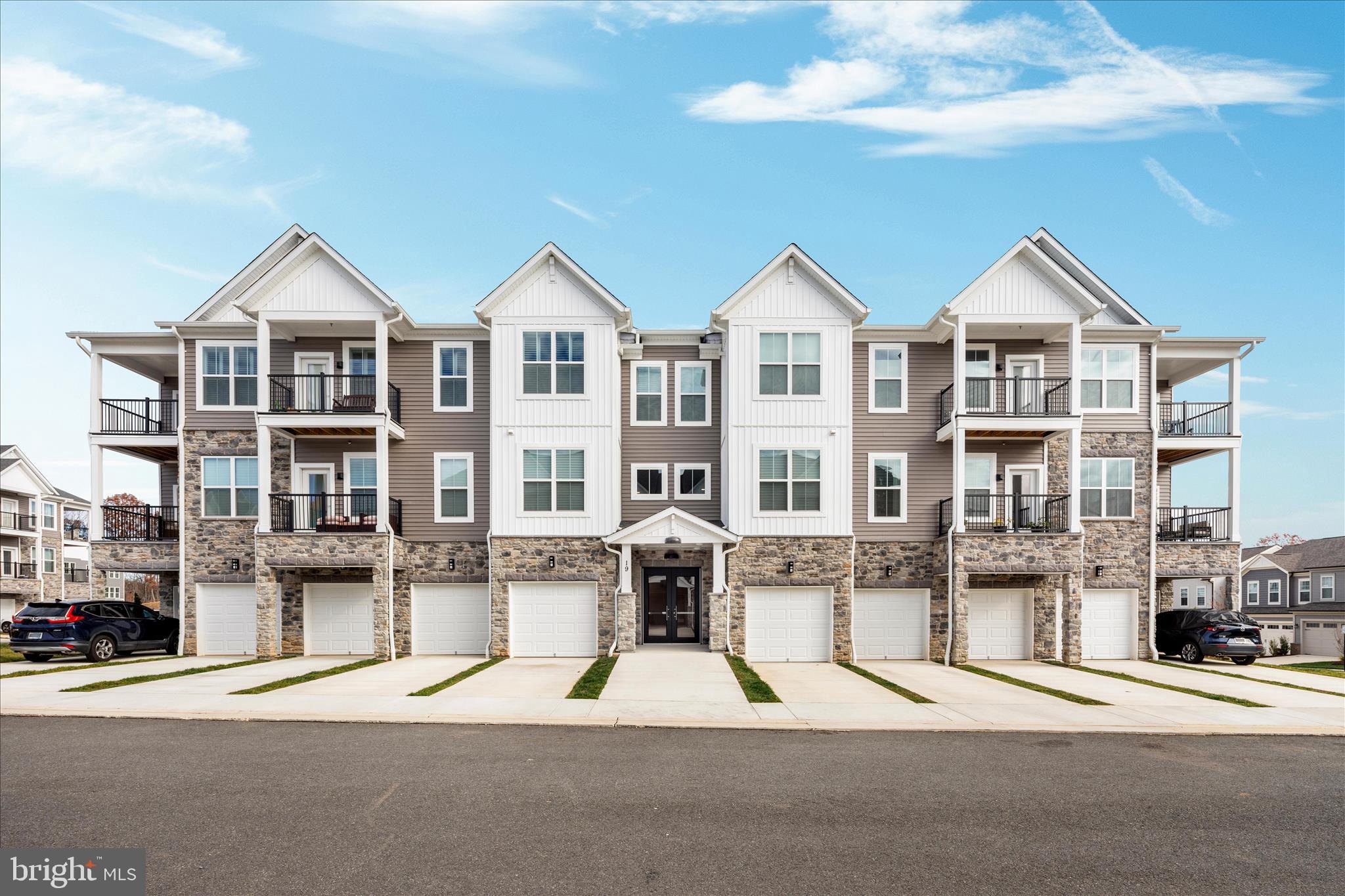 EMBREY MILL - Residential