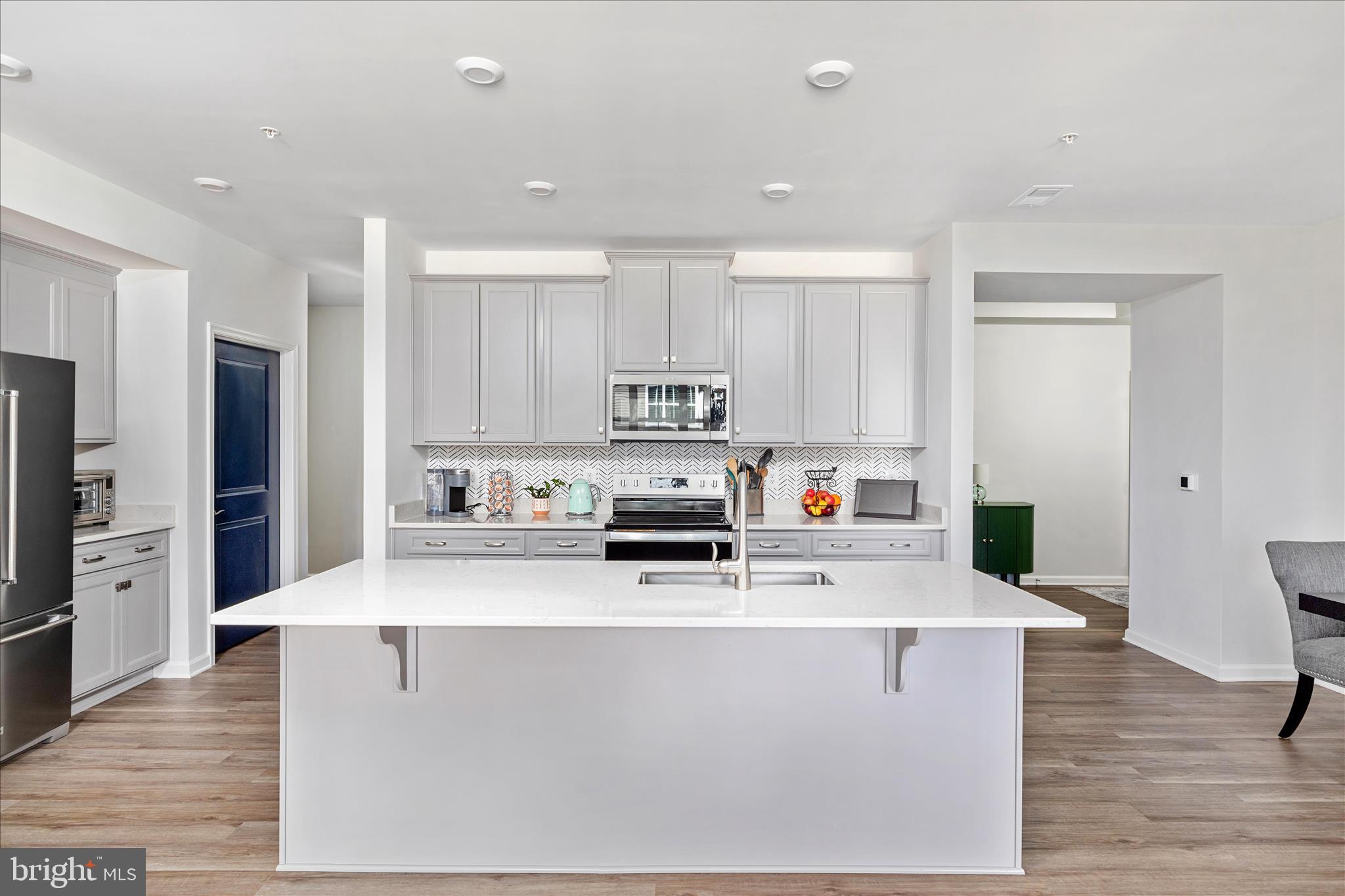 EMBREY MILL - Residential