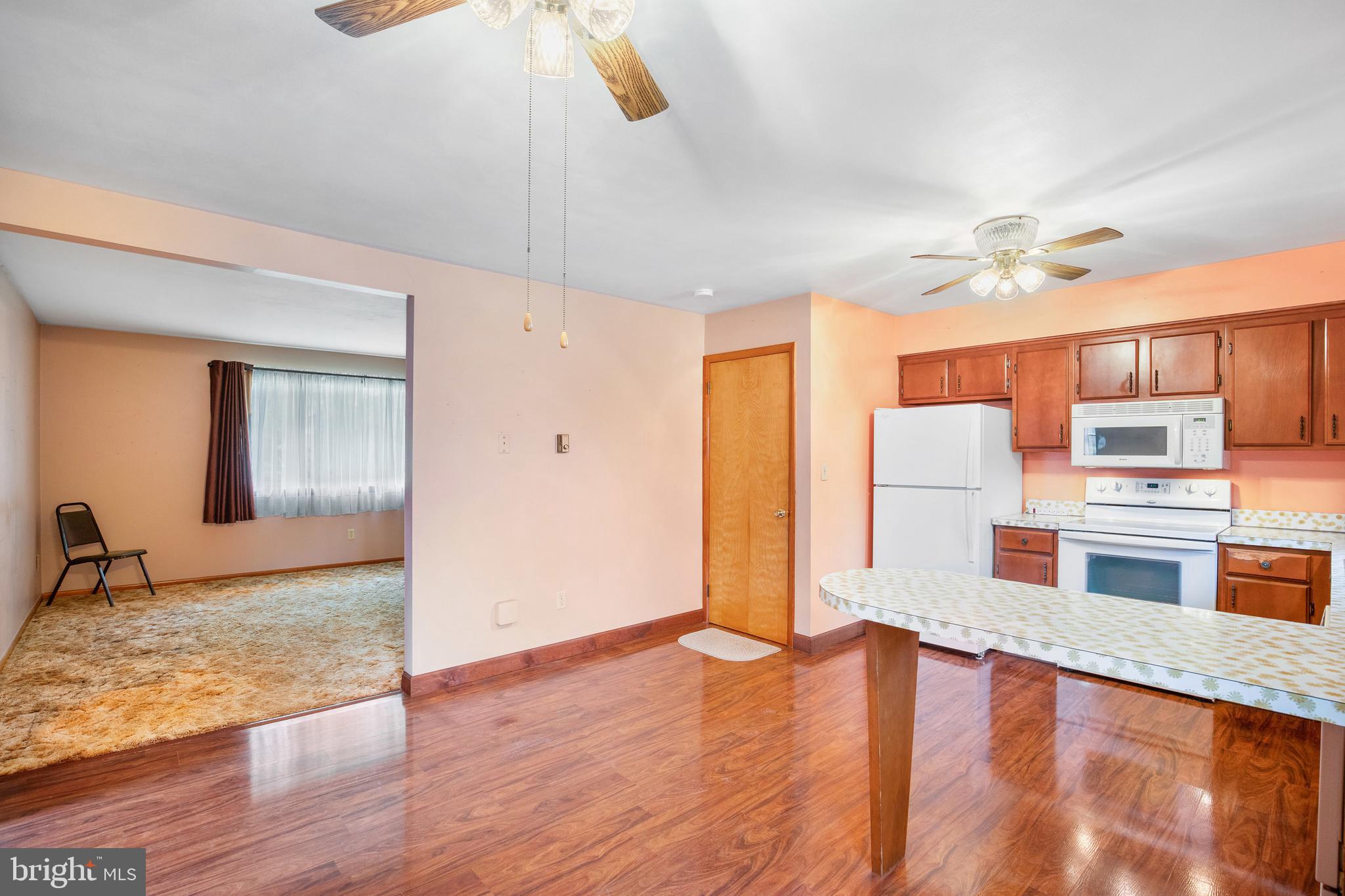 SUMMIT - Residential