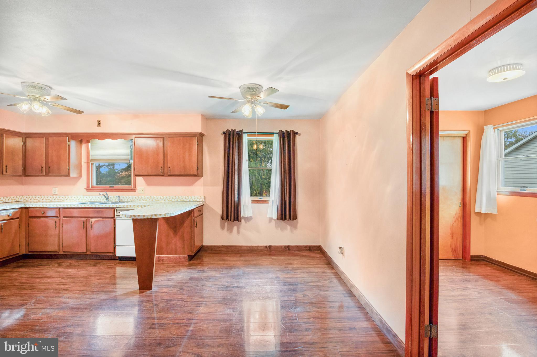 SUMMIT - Residential