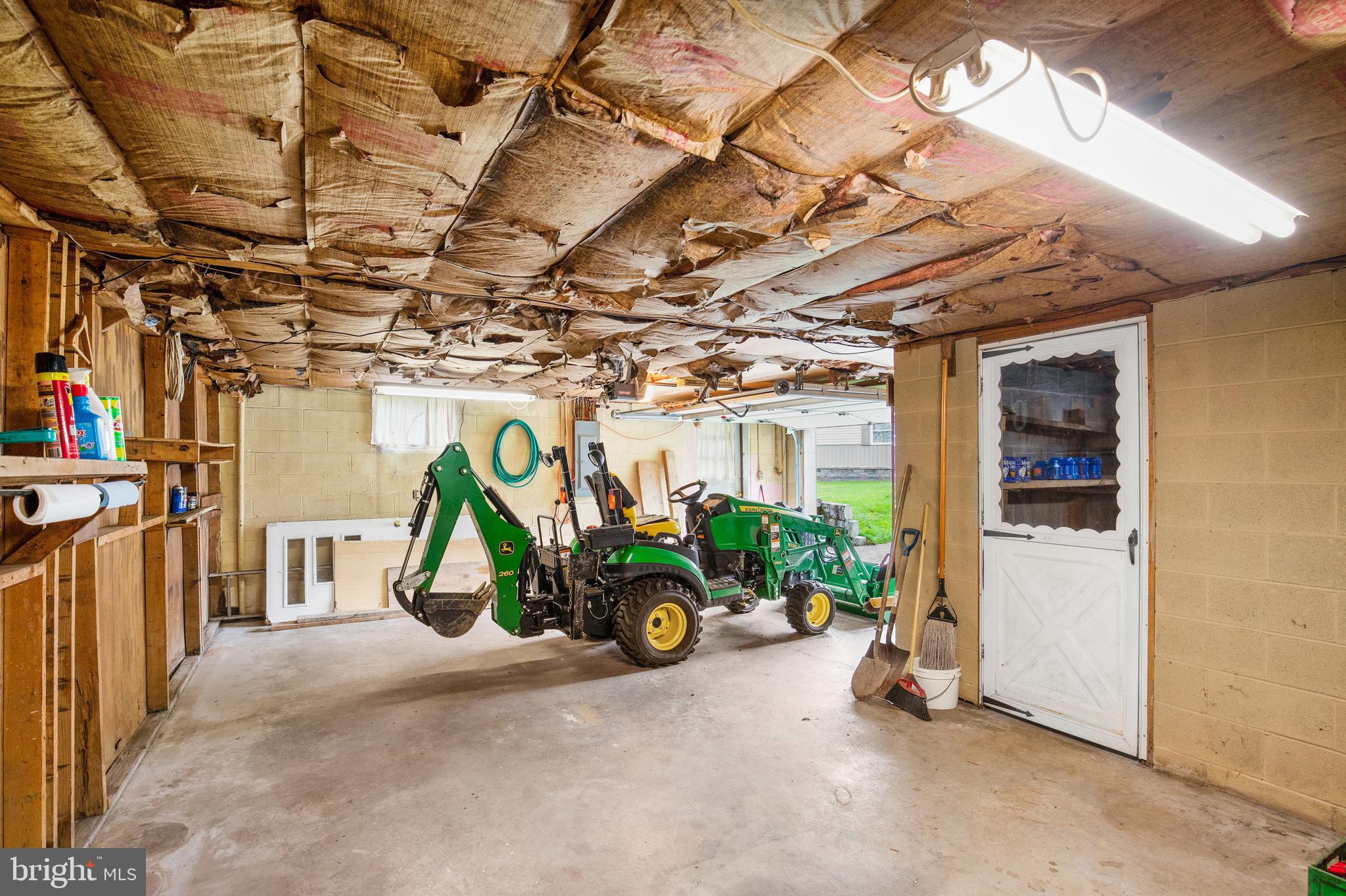 SUMMIT - Residential