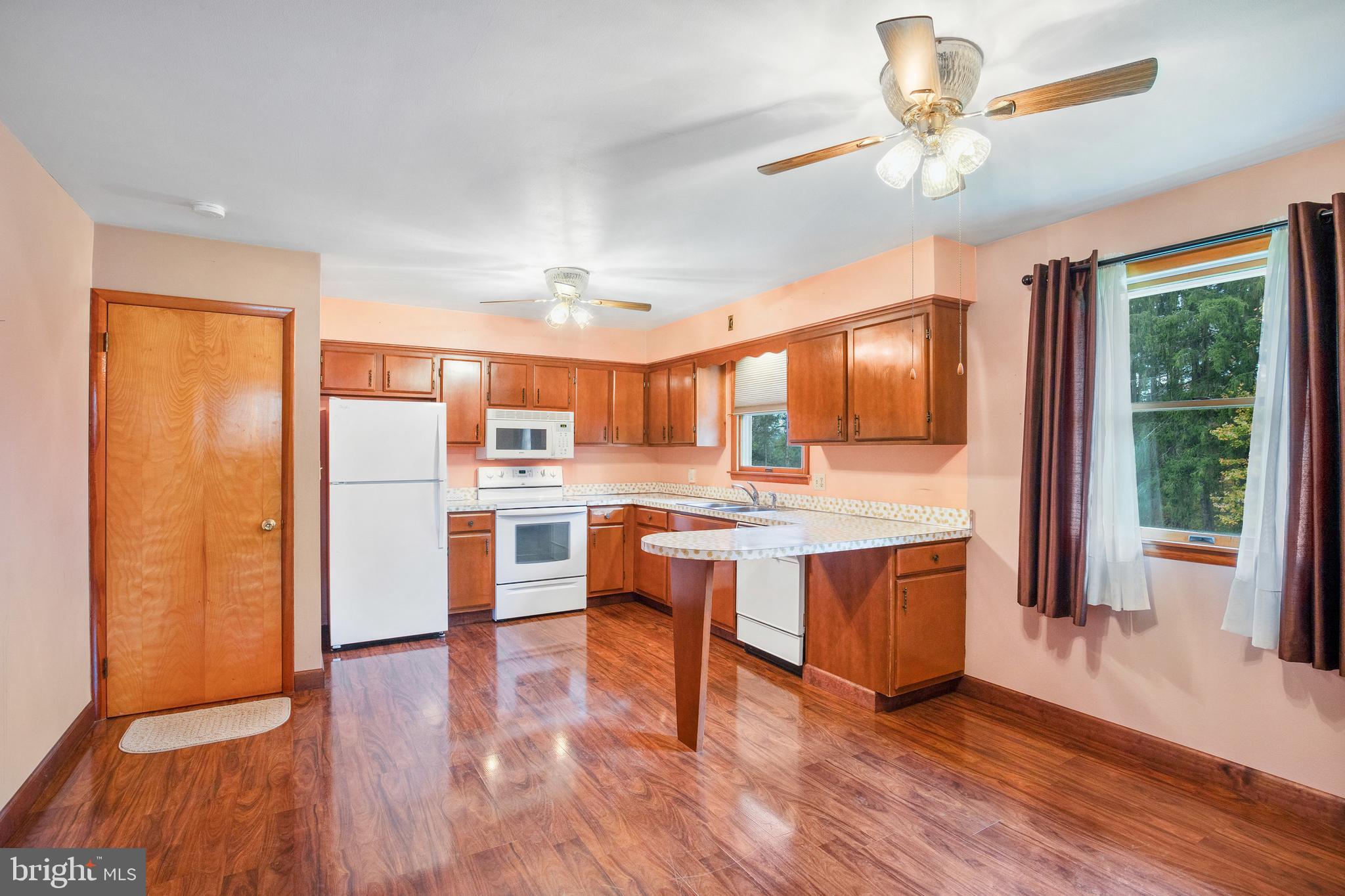 SUMMIT - Residential