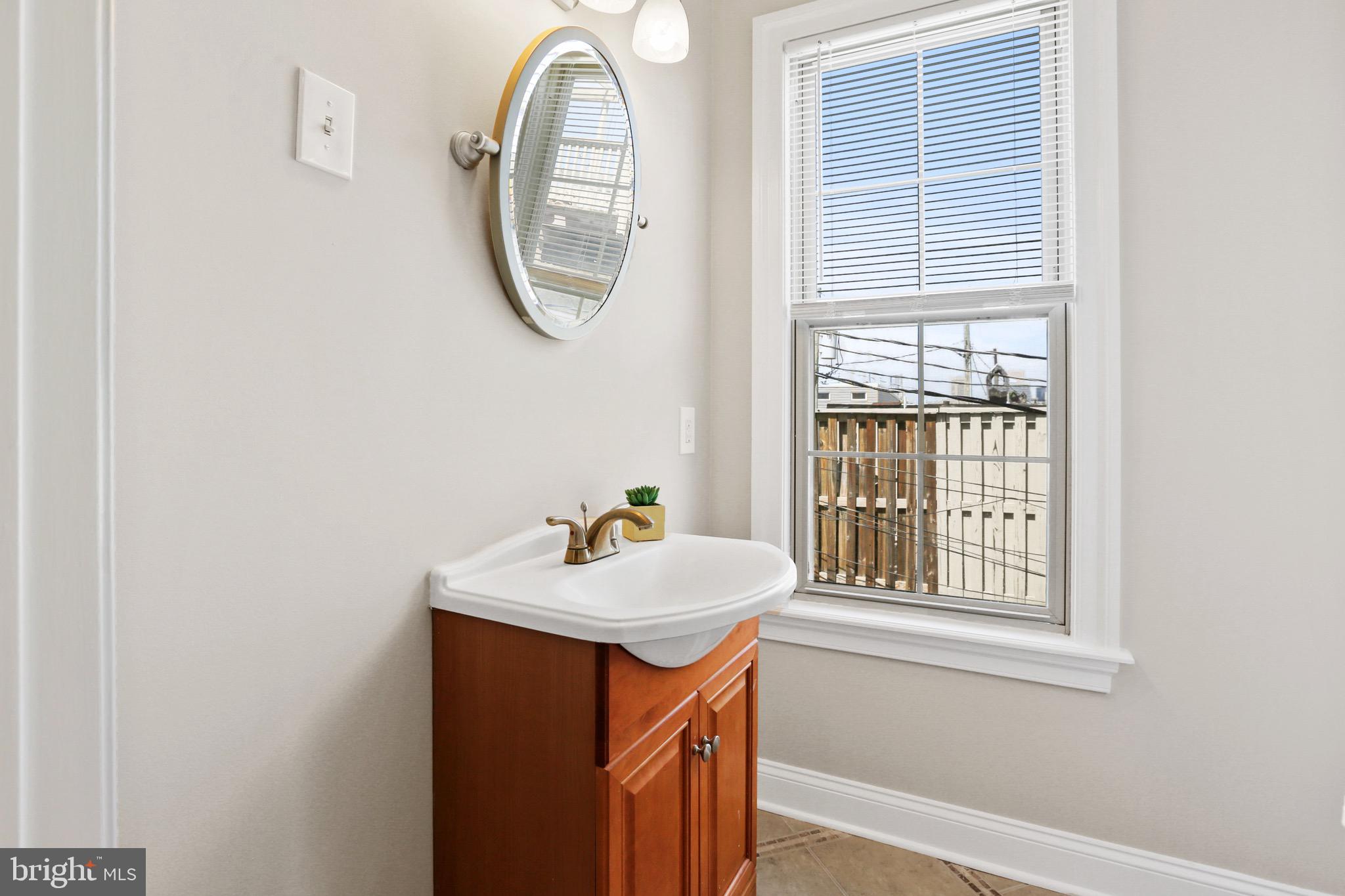 UPPER FELLS POINT - Residential