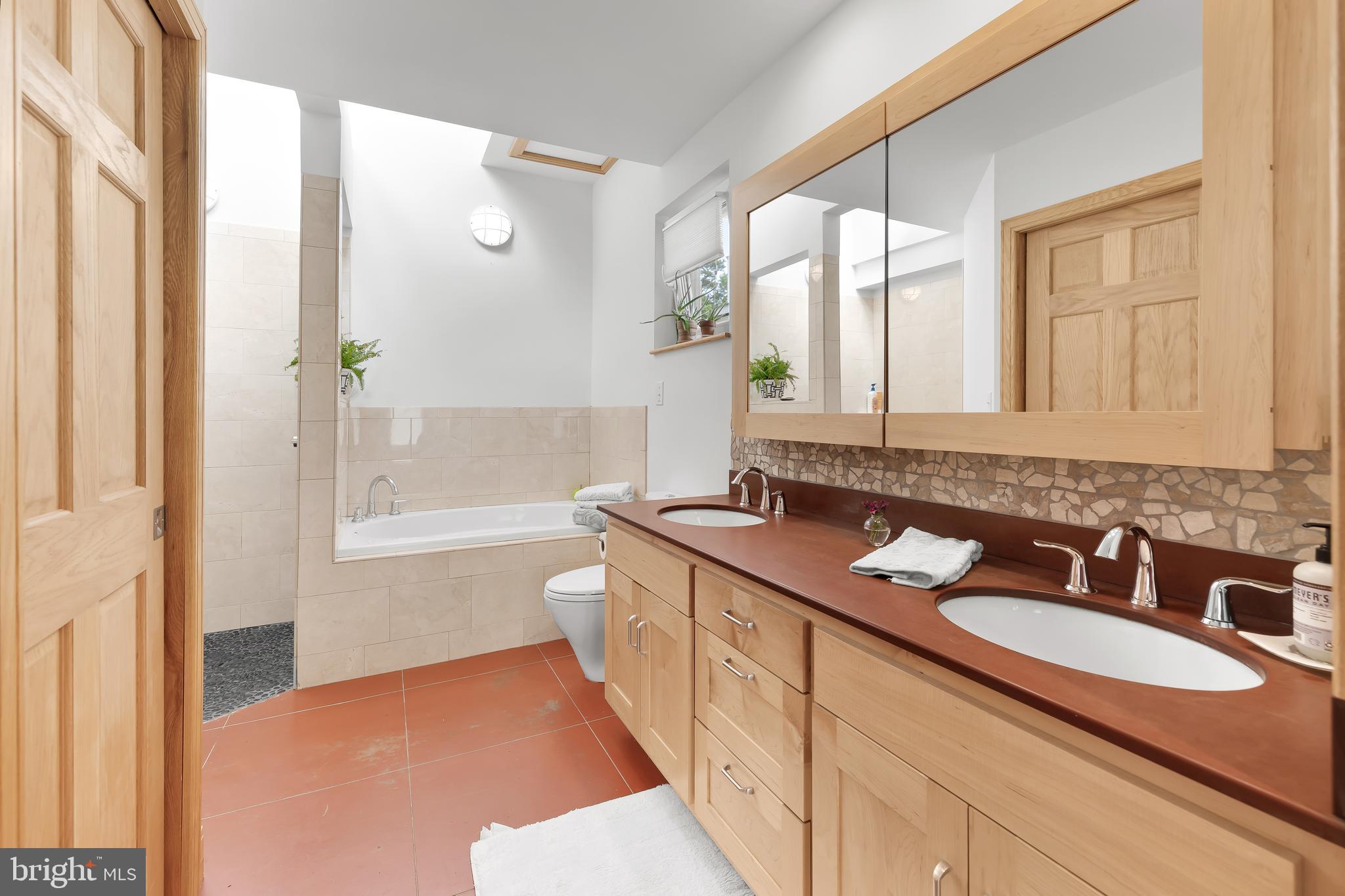 NORTH REHOBOTH - Residential