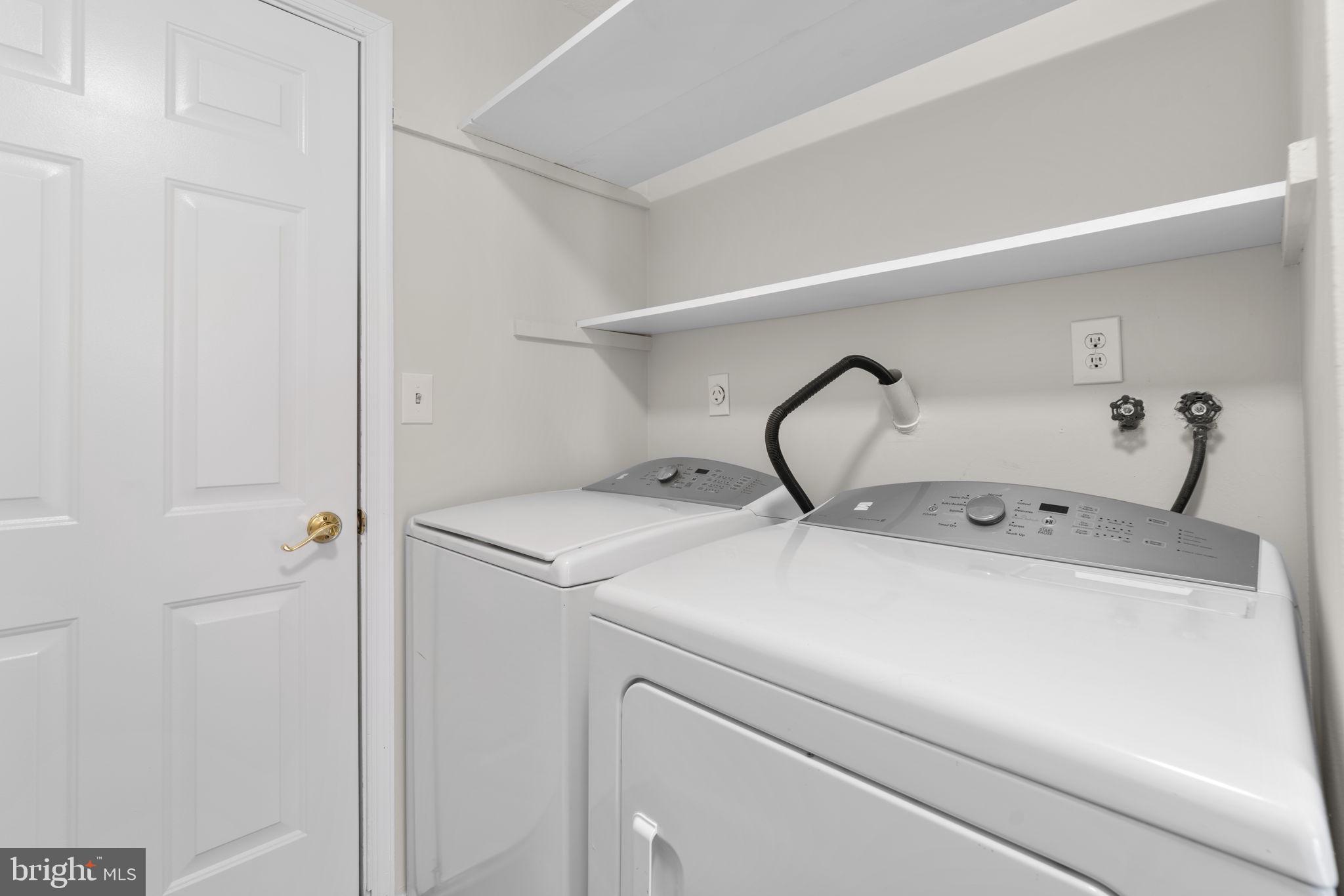 LONG REACH - Residential