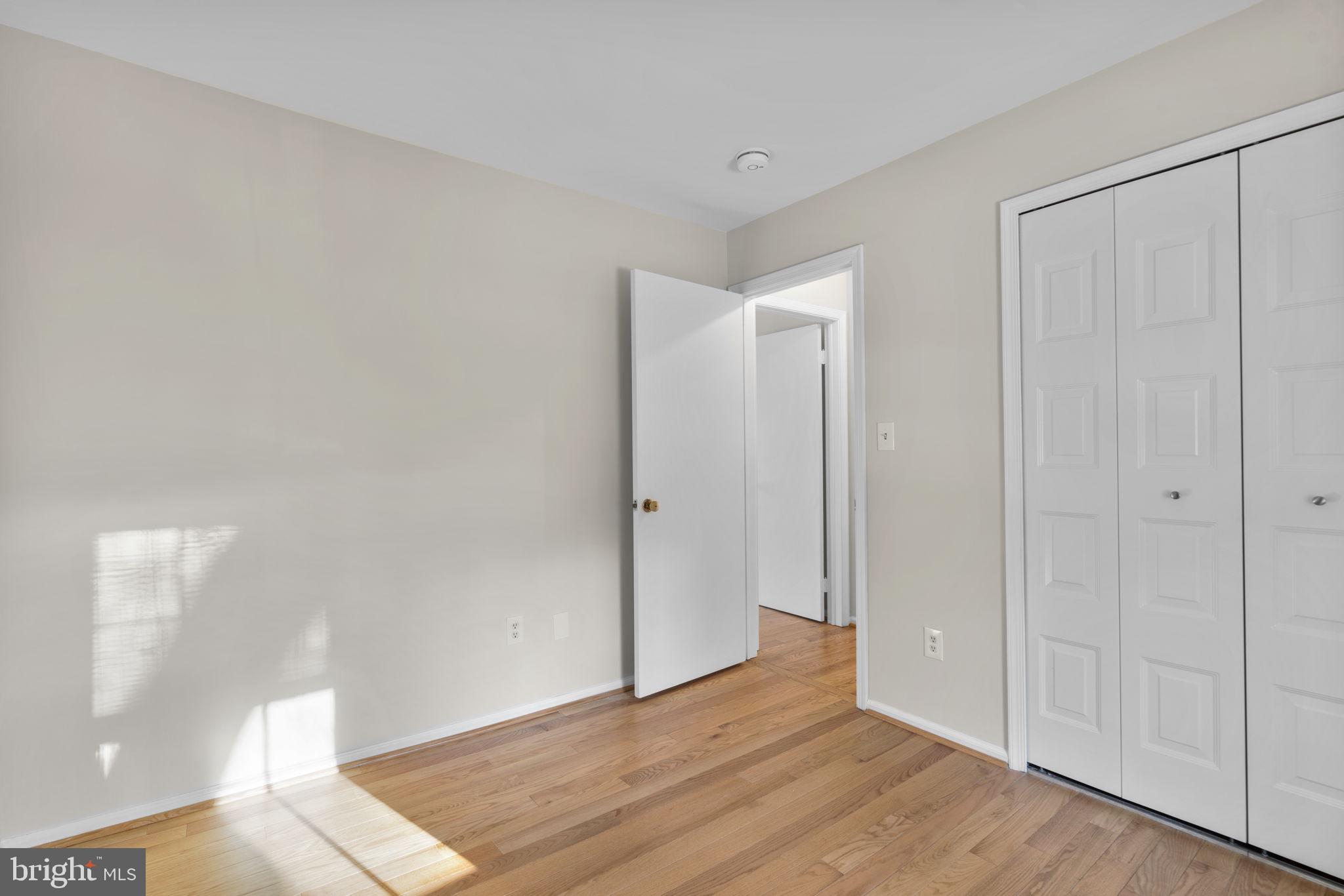 LONG REACH - Residential