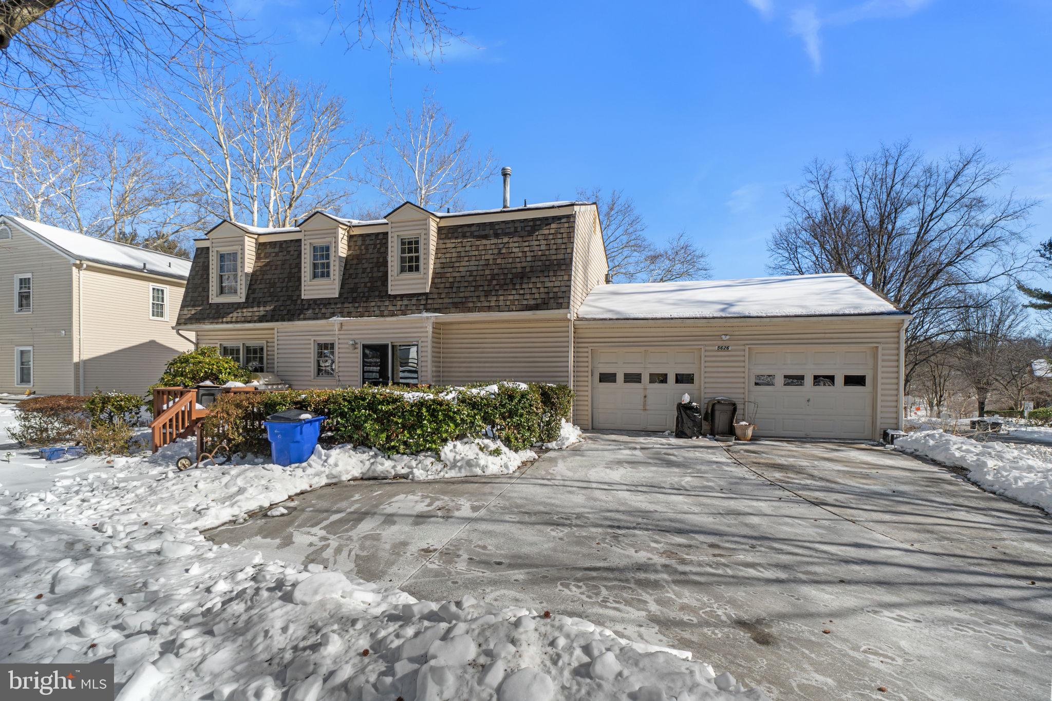 5626 PHELPS LUCK DRIVE