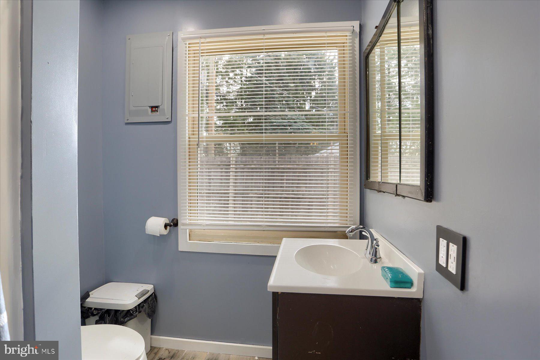 HEISHMAN GARDENS - Residential