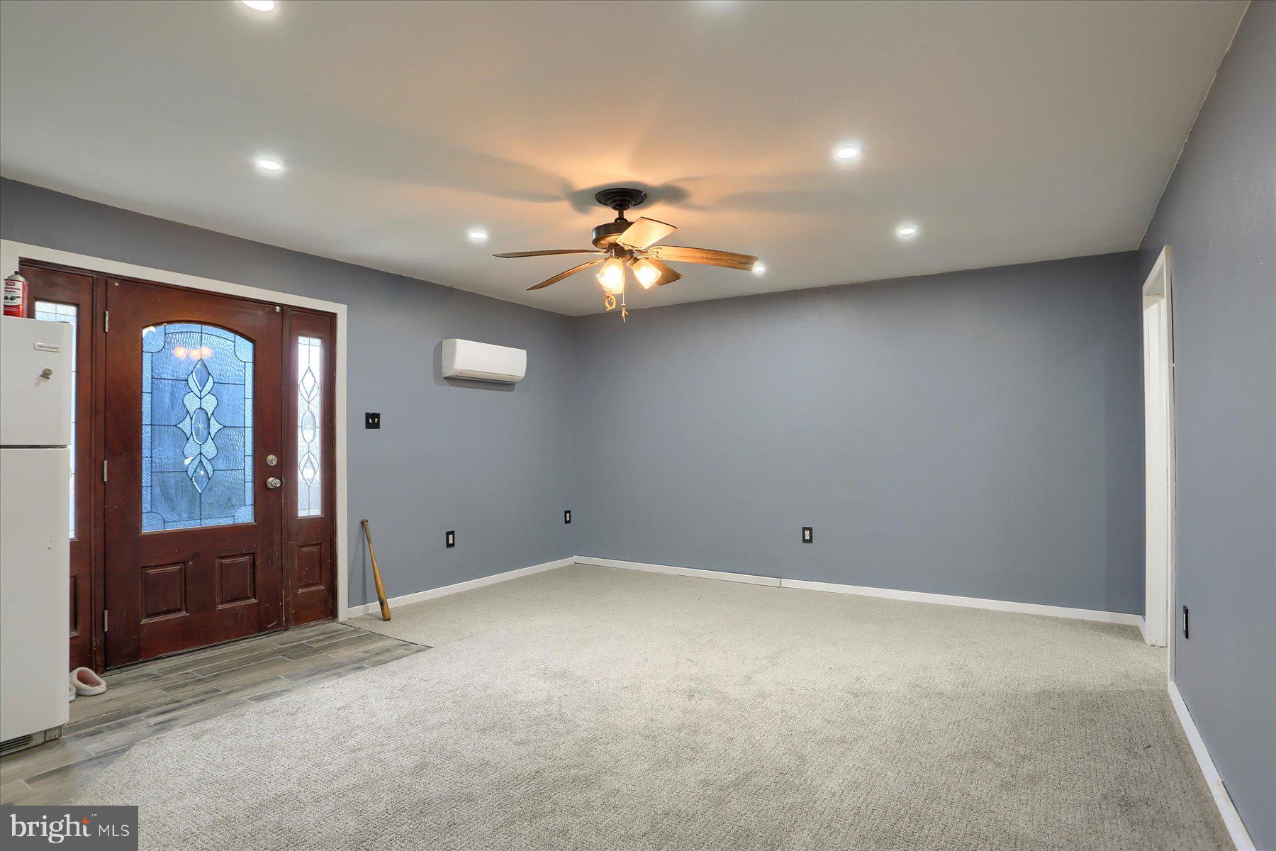 HEISHMAN GARDENS - Residential