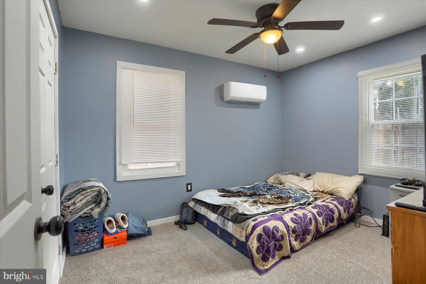 HEISHMAN GARDENS - Residential