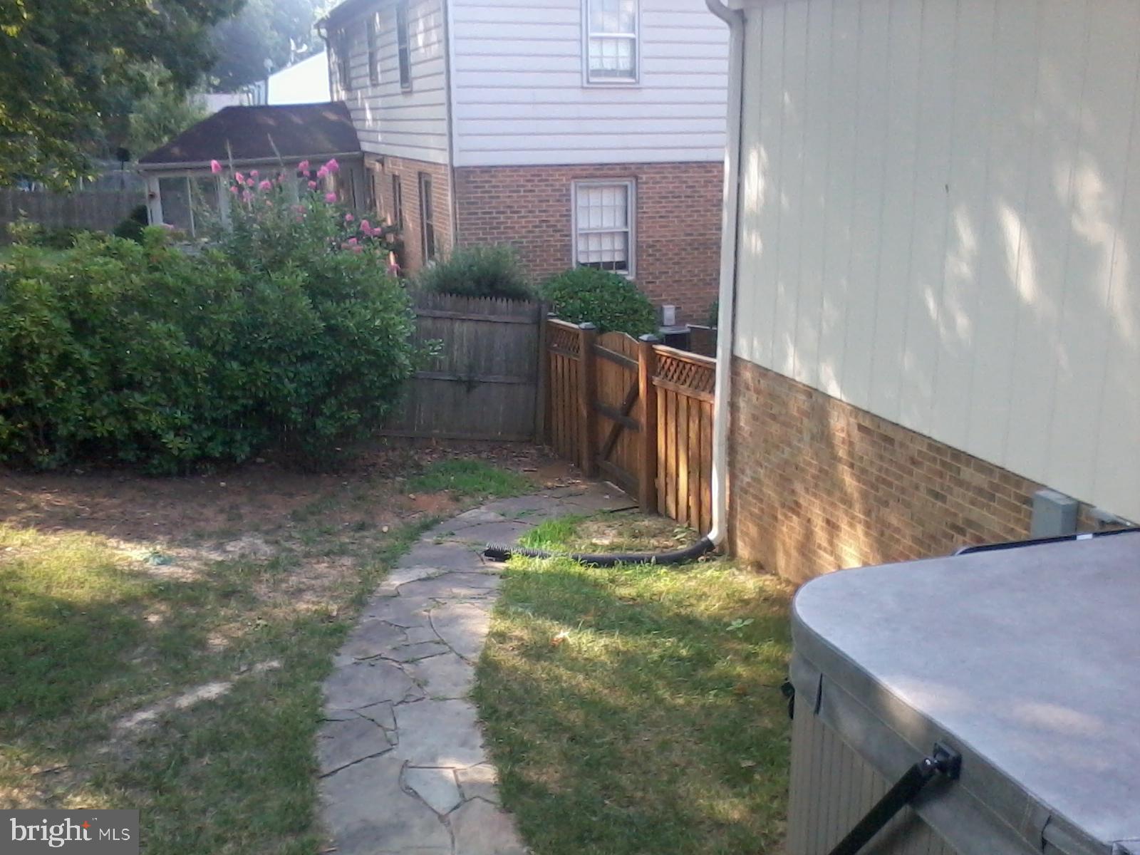 WILTON WOODS - Residential Lease