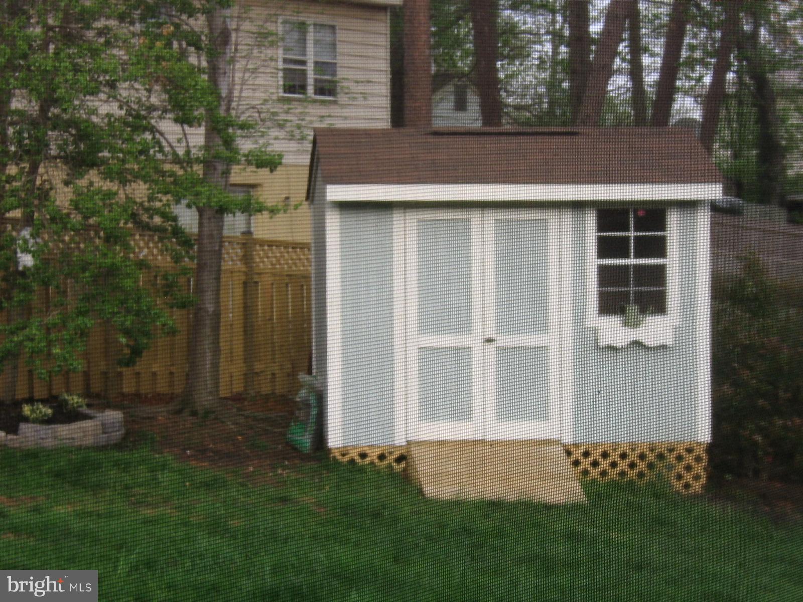 WILTON WOODS - Residential Lease