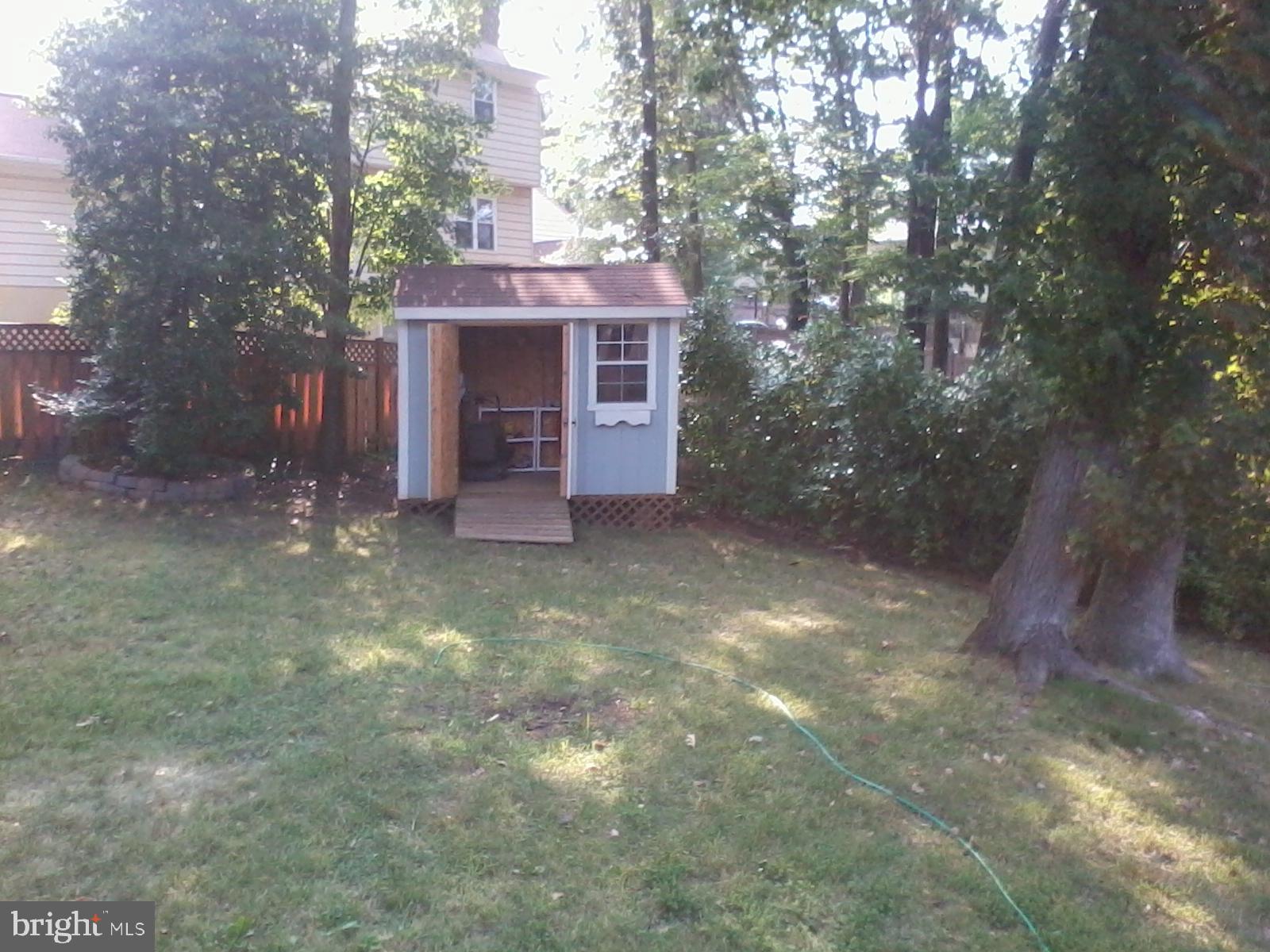 WILTON WOODS - Residential Lease