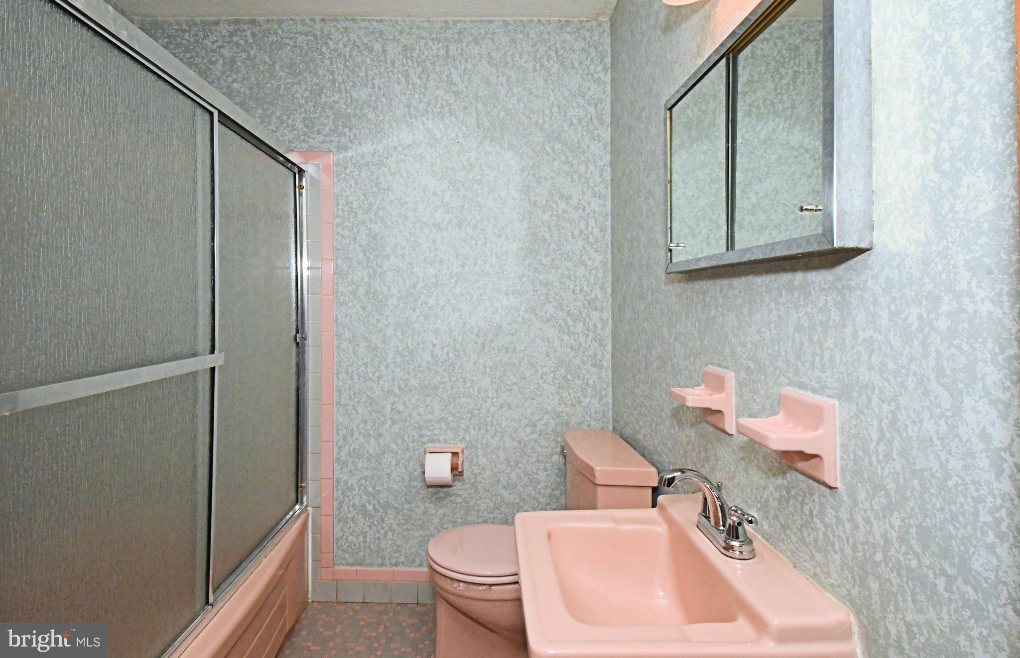 ABBEY DOWNS - Residential