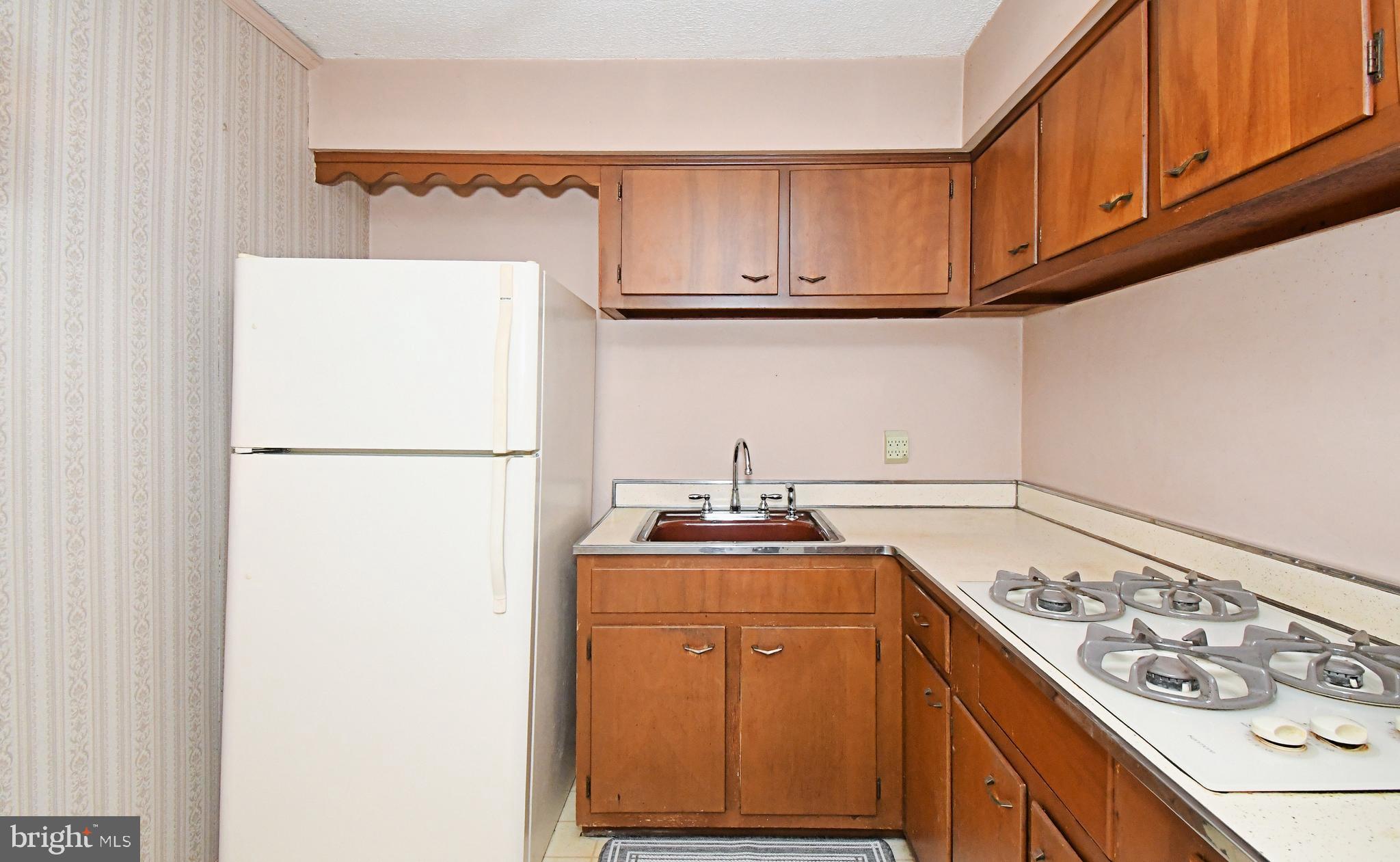 ABBEY DOWNS - Residential