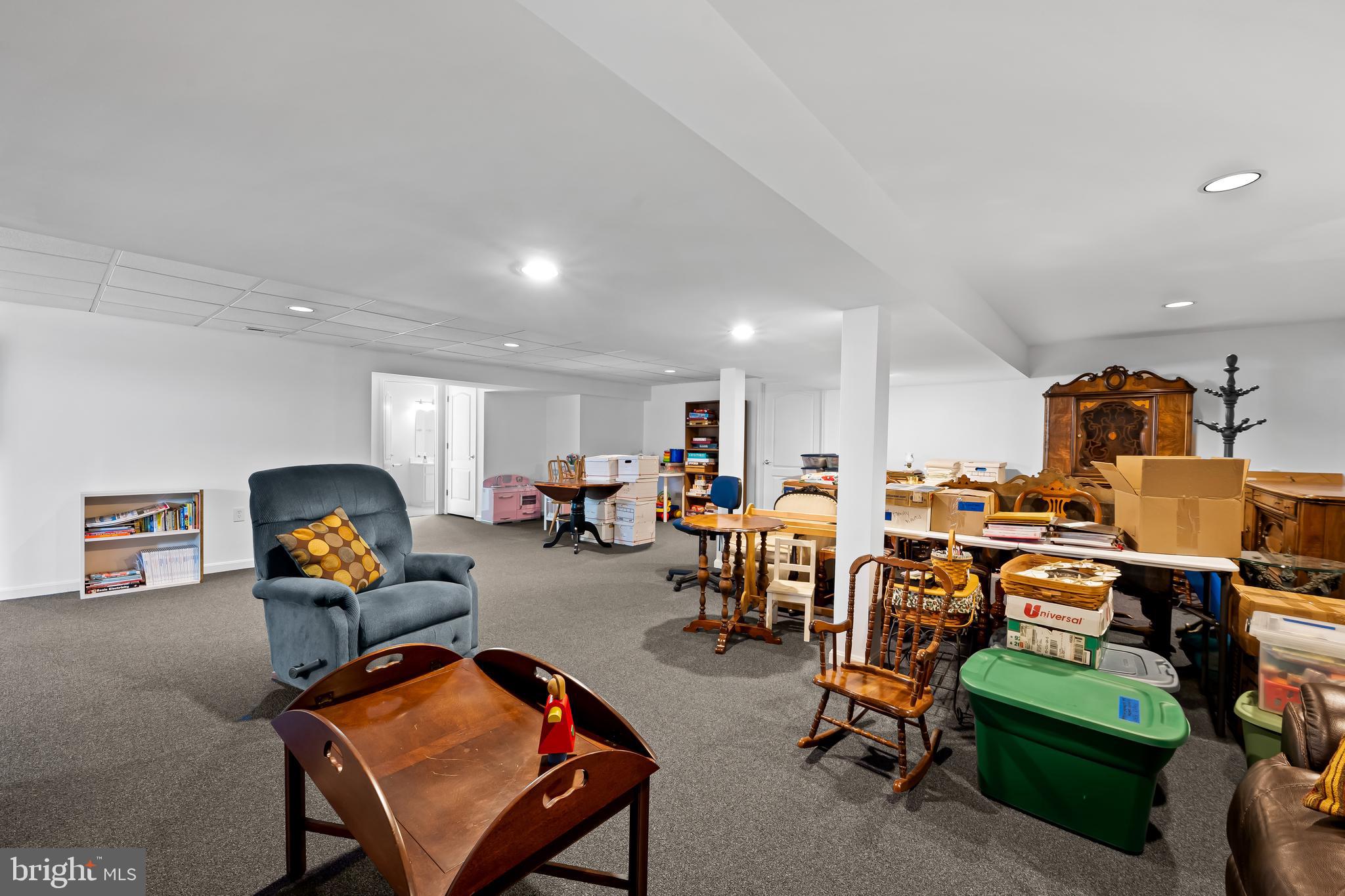 ROCKAWAY BEACH - Residential