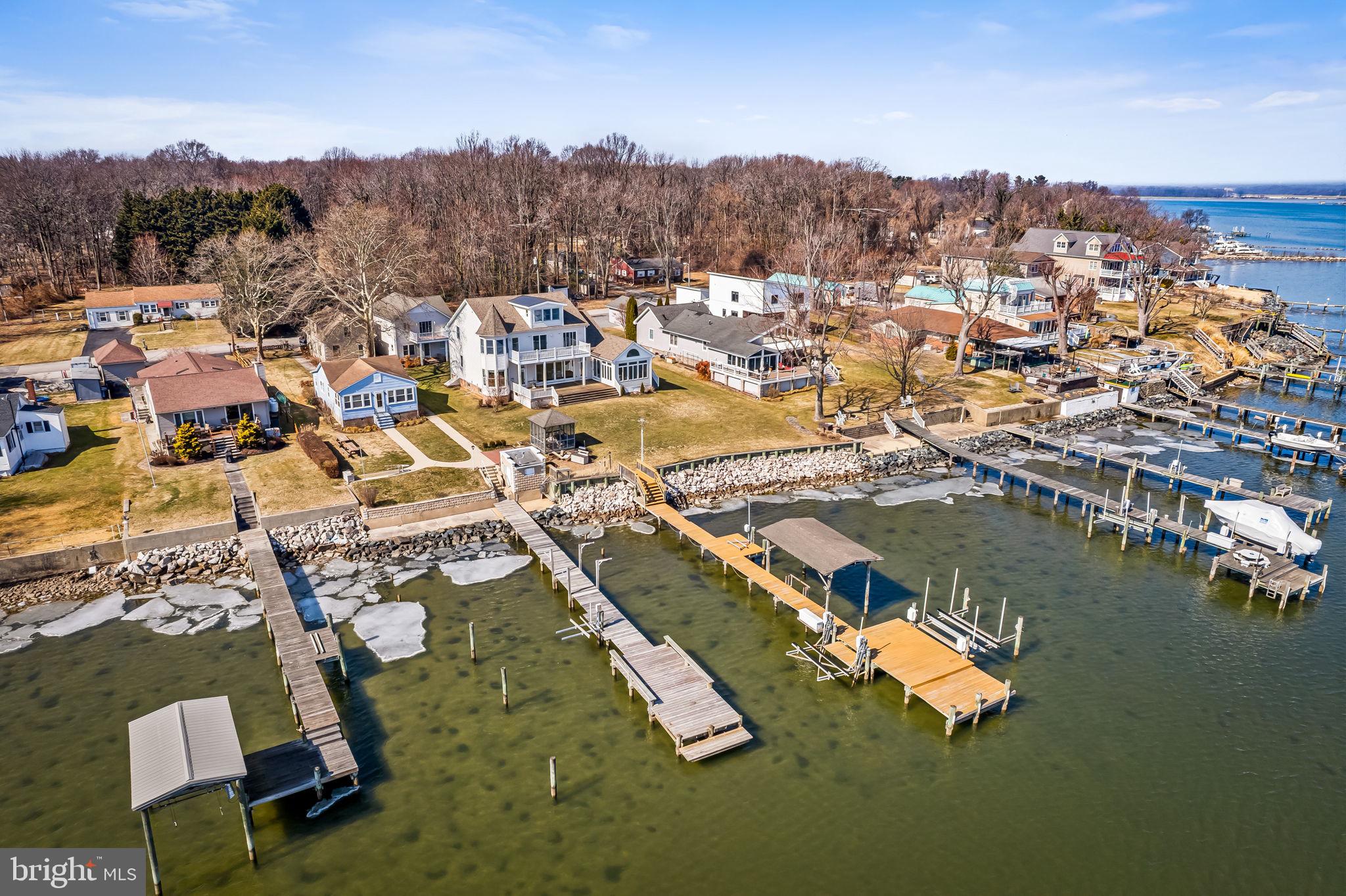 ROCKAWAY BEACH - Residential